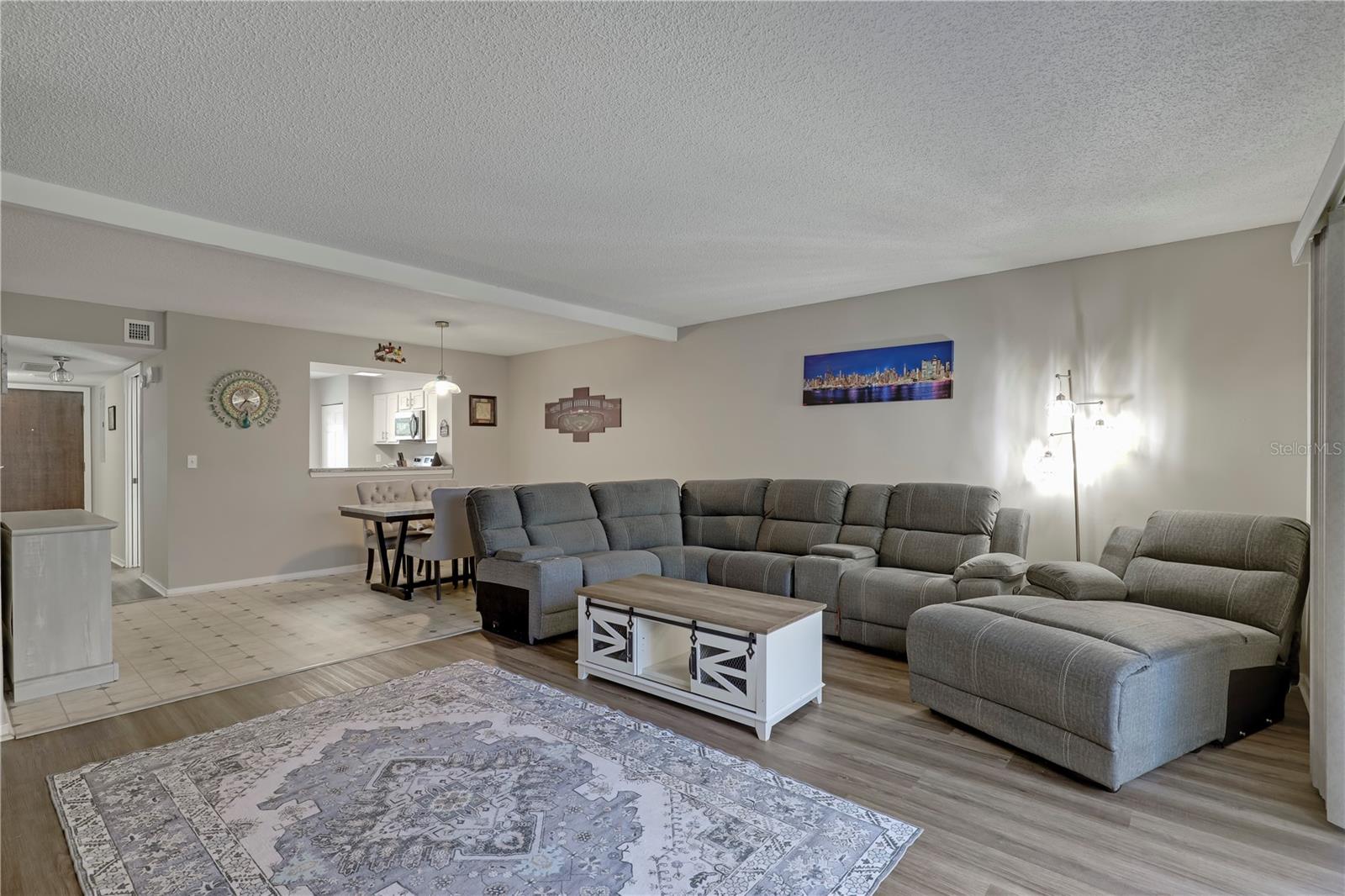 Image 21 of 58 For 7864 Playa Del Rey Court 7864