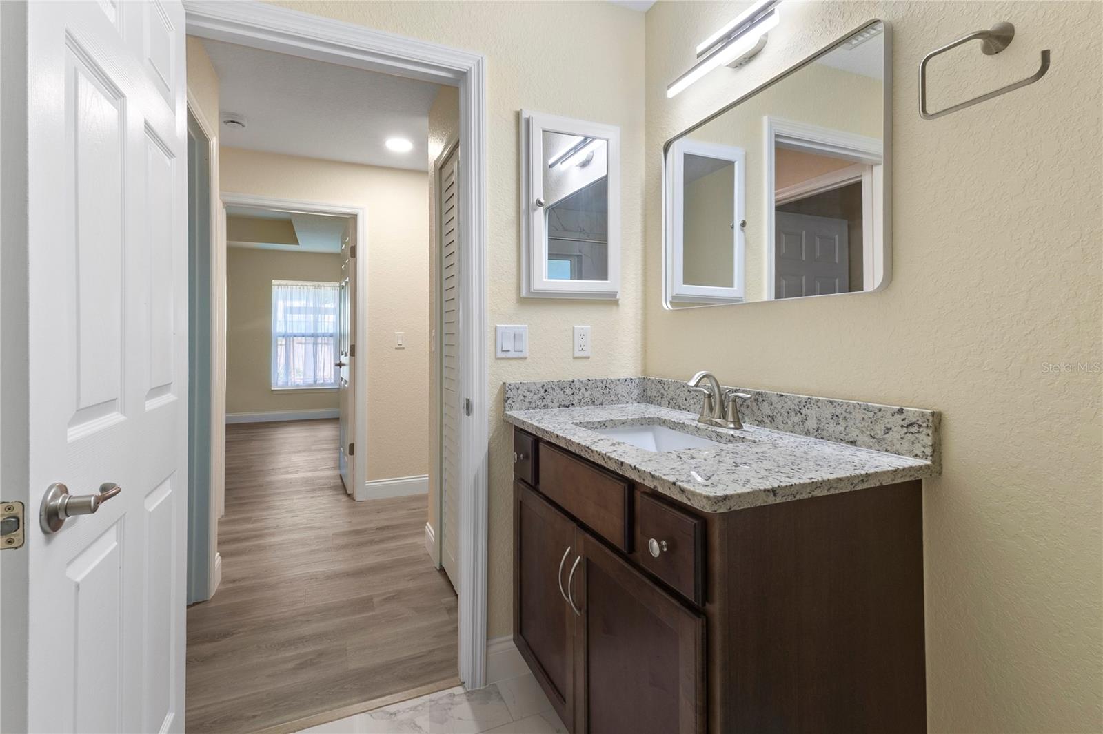 Image 25 of 35 For 12 Seminole Avenue