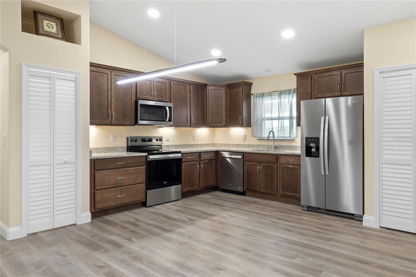 Image 8 of 35 For 12 Seminole Avenue