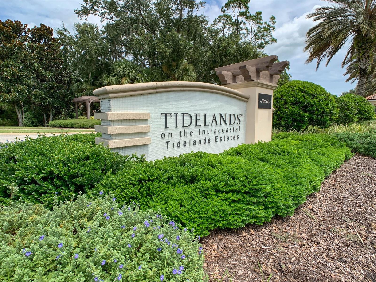 Image 3 of 48 For 29 Longview Way N