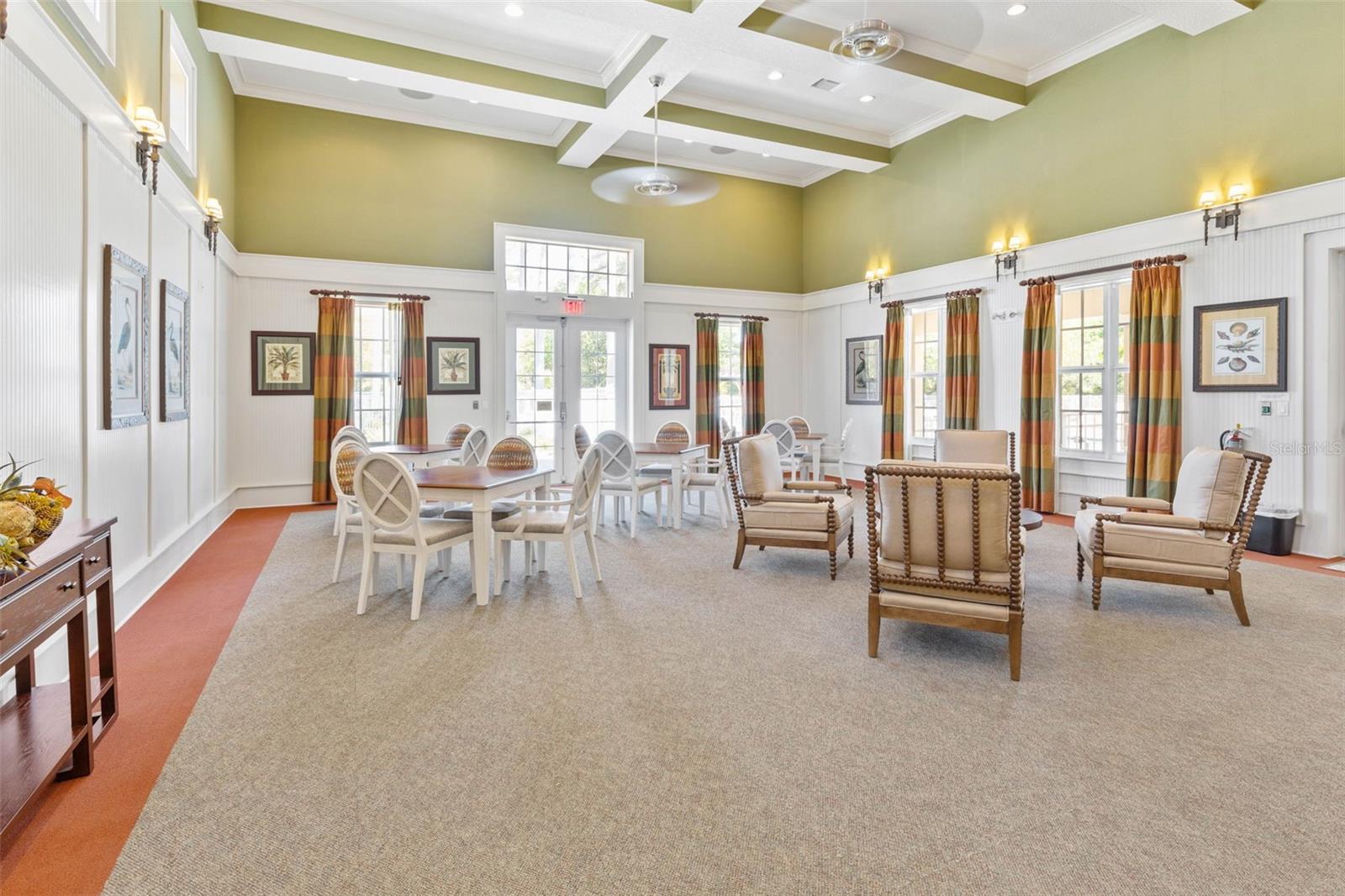 Image 41 of 48 For 29 Longview Way N