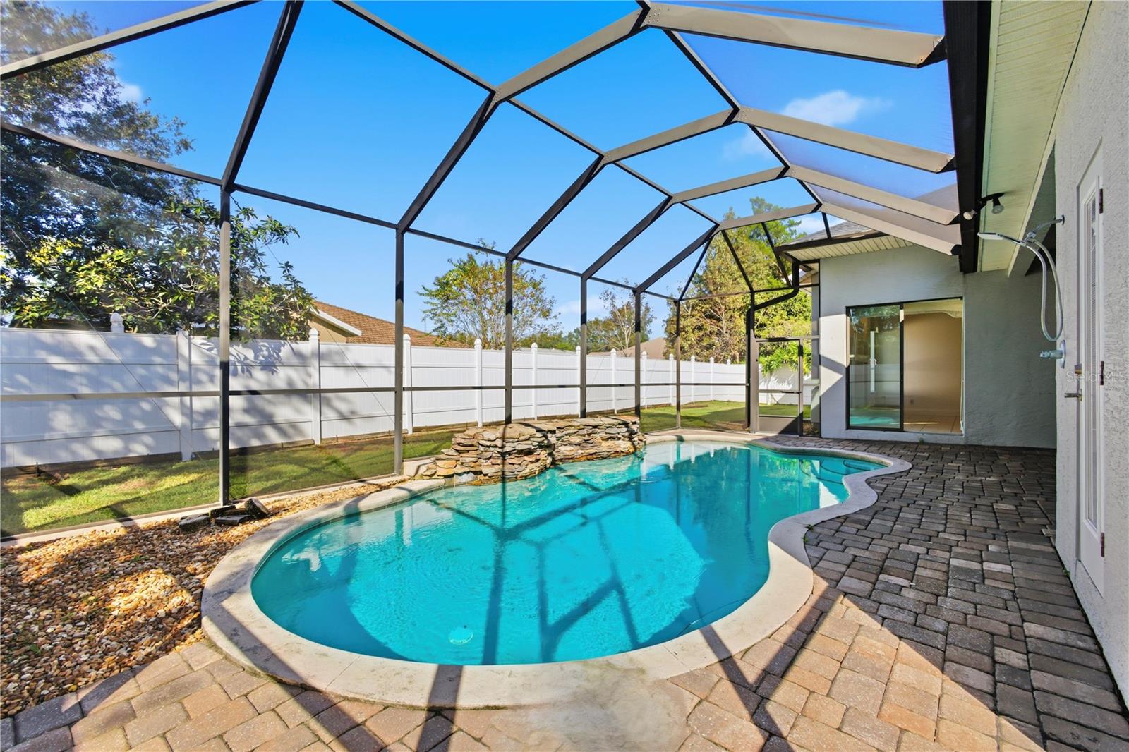 Image 43 of 49 For 11 Wood Clift Lane