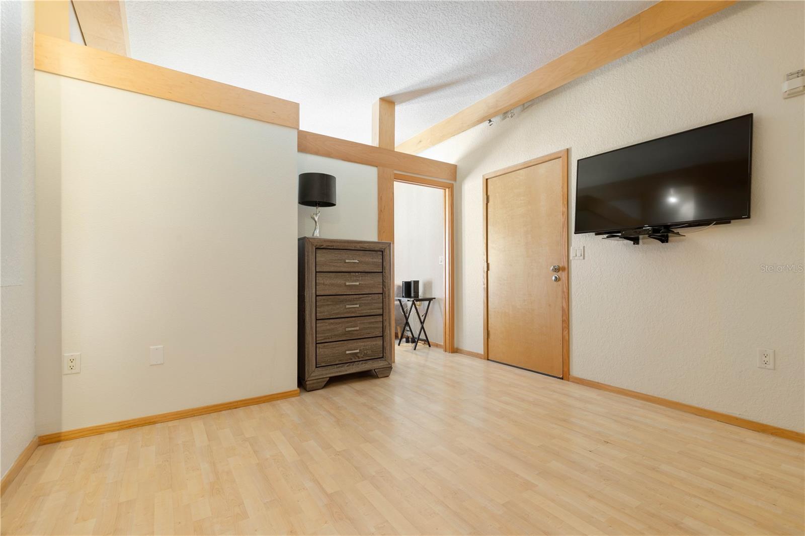 Image 10 of 33 For 101 Palm Harbor Parkway  C334