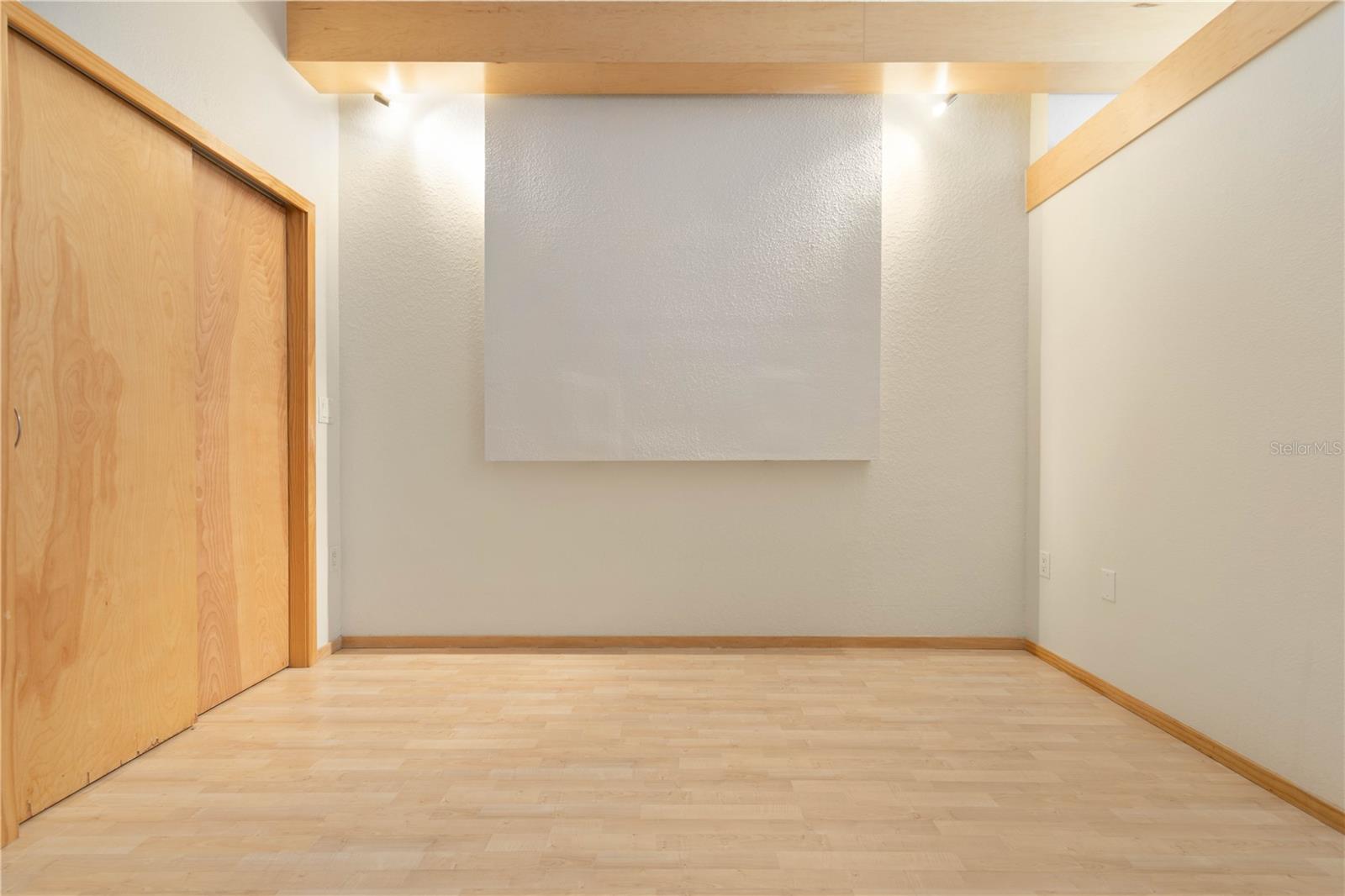 Image 13 of 33 For 101 Palm Harbor Parkway  C334