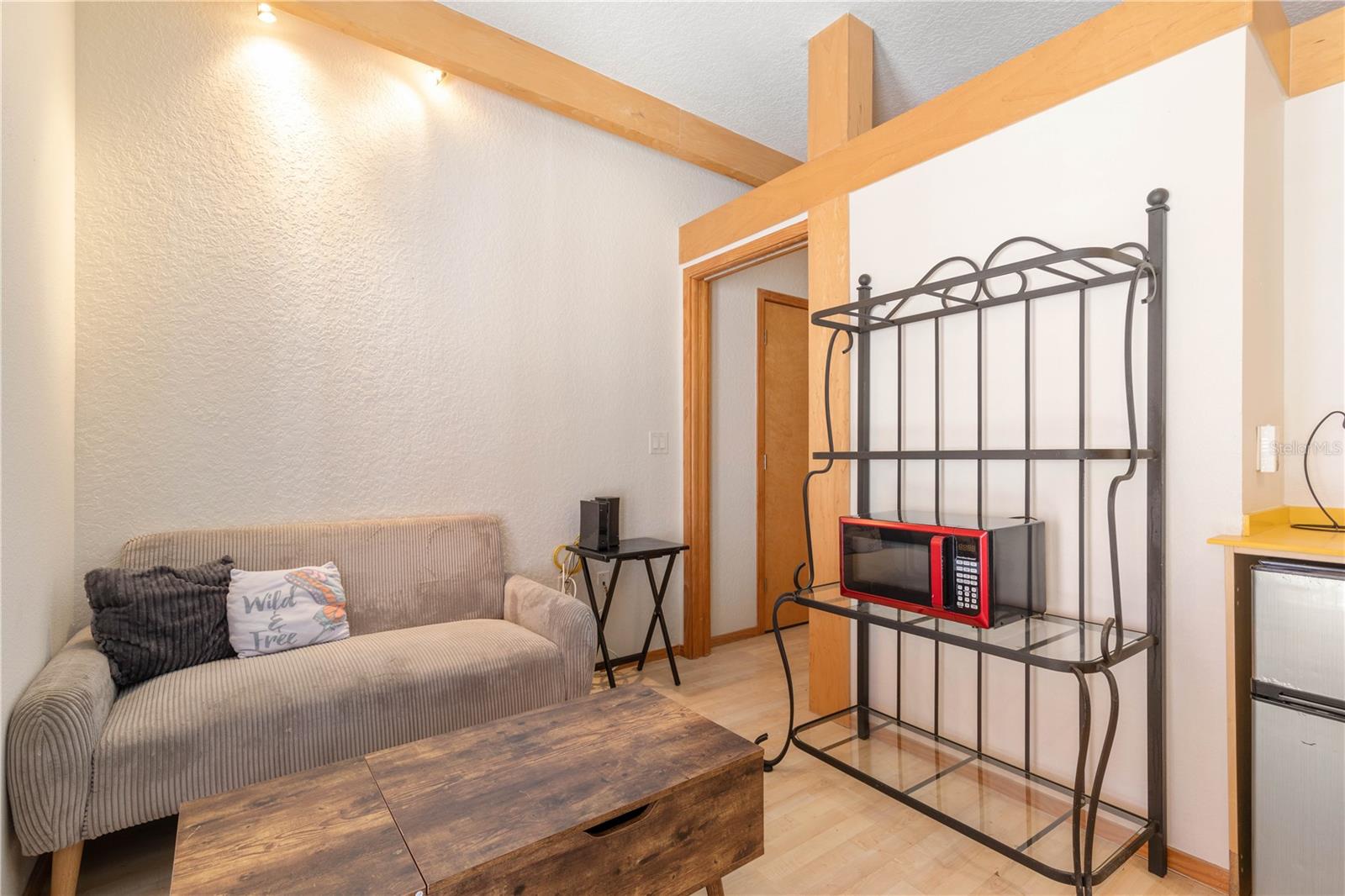 Image 16 of 33 For 101 Palm Harbor Parkway  C334