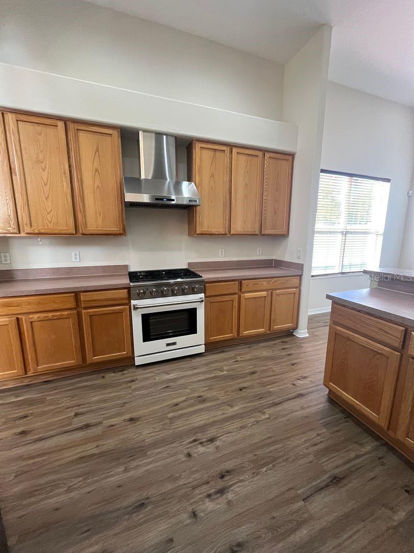 Image 10 of 34 For 21 Whittington Drive