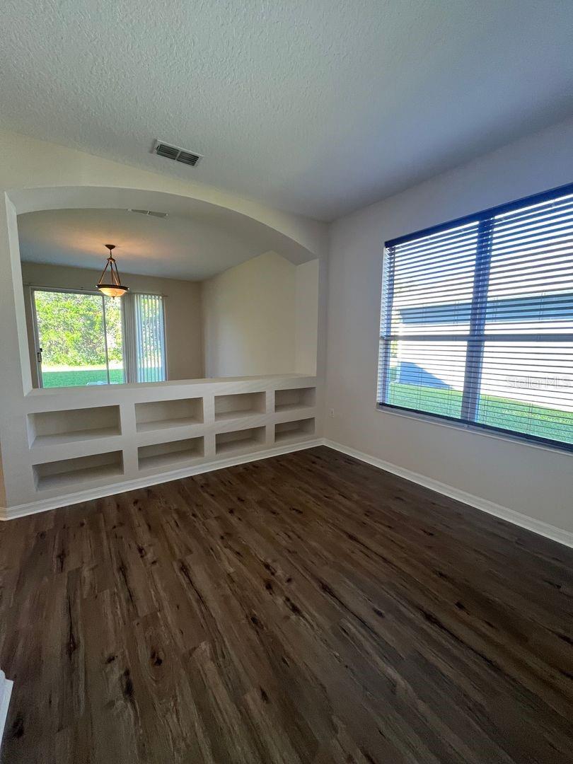 Image 17 of 34 For 21 Whittington Drive