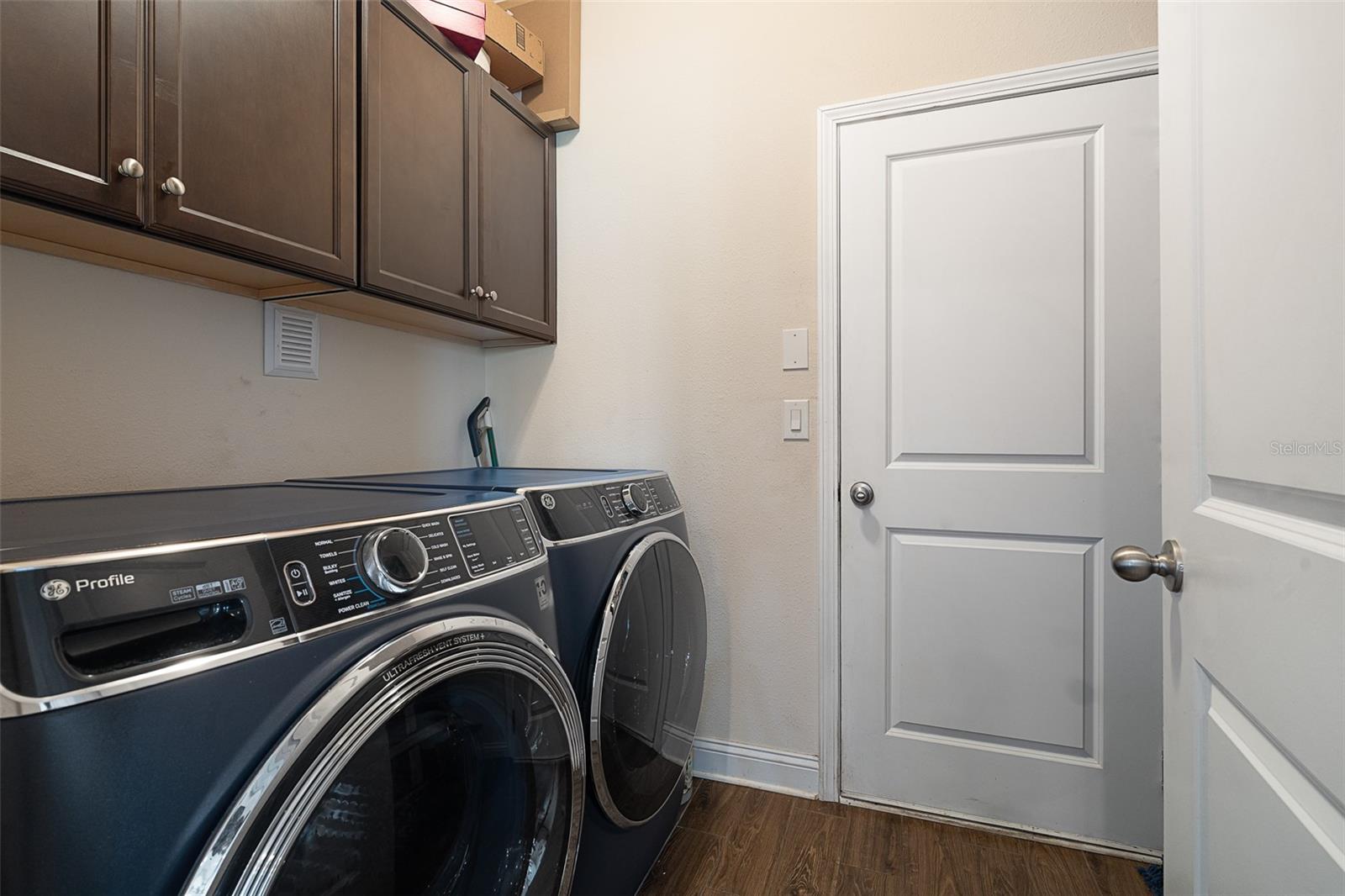 Image 21 of 60 For 139 Starling Drive