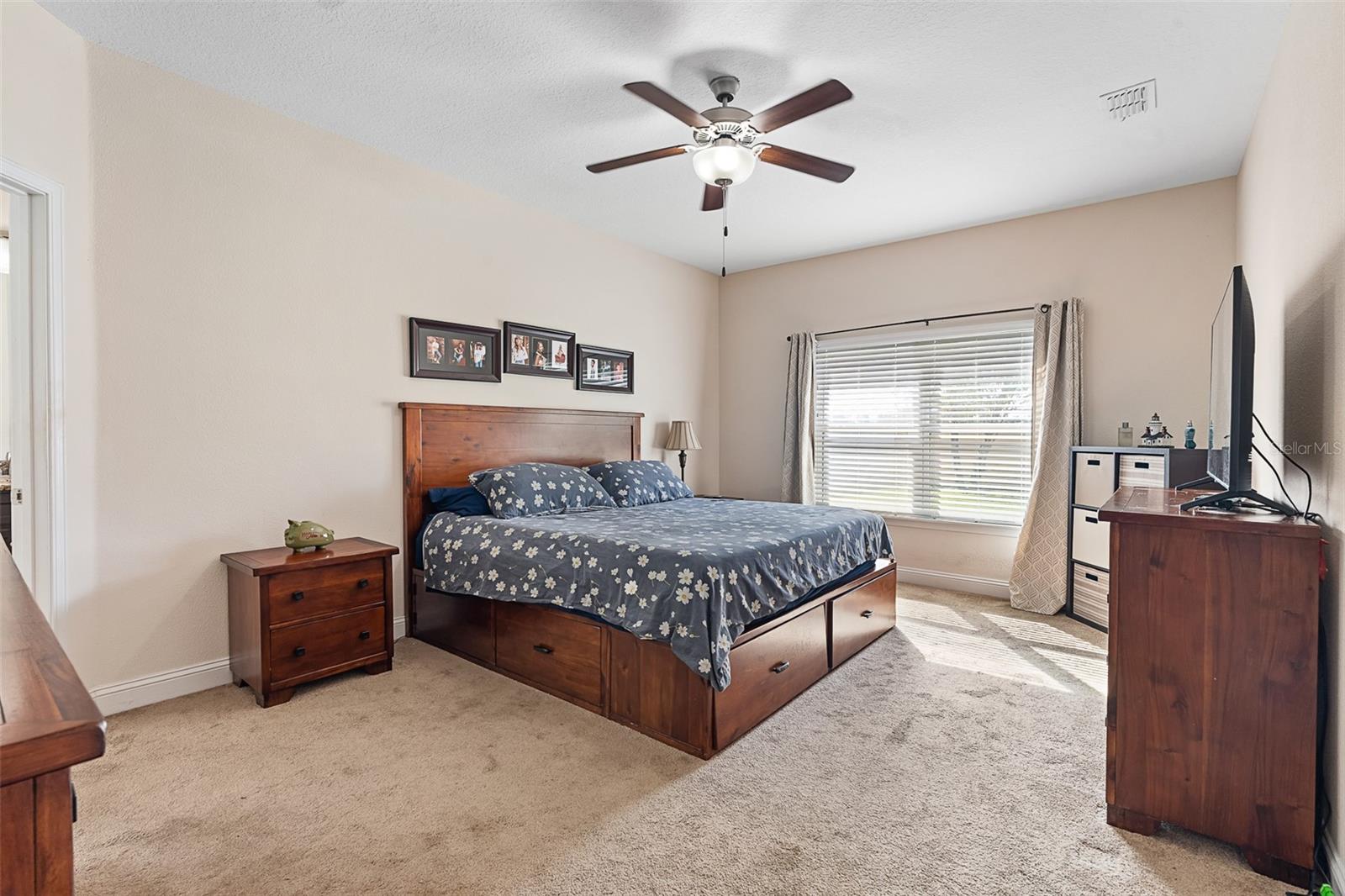 Image 22 of 60 For 139 Starling Drive