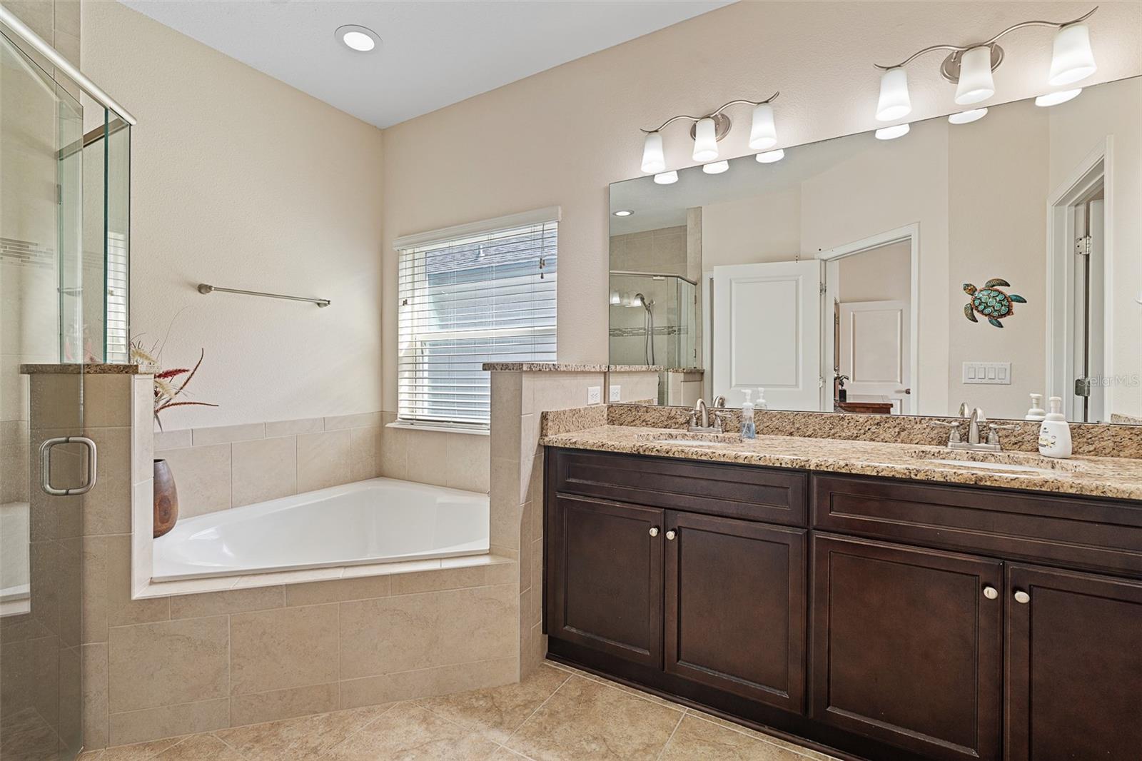 Image 26 of 60 For 139 Starling Drive