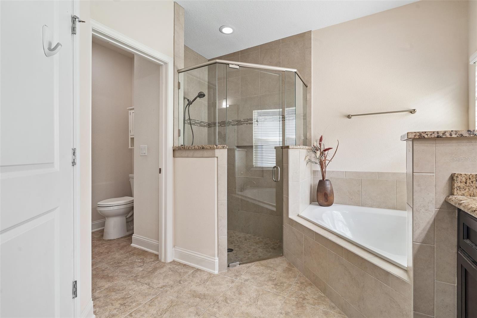 Image 27 of 60 For 139 Starling Drive