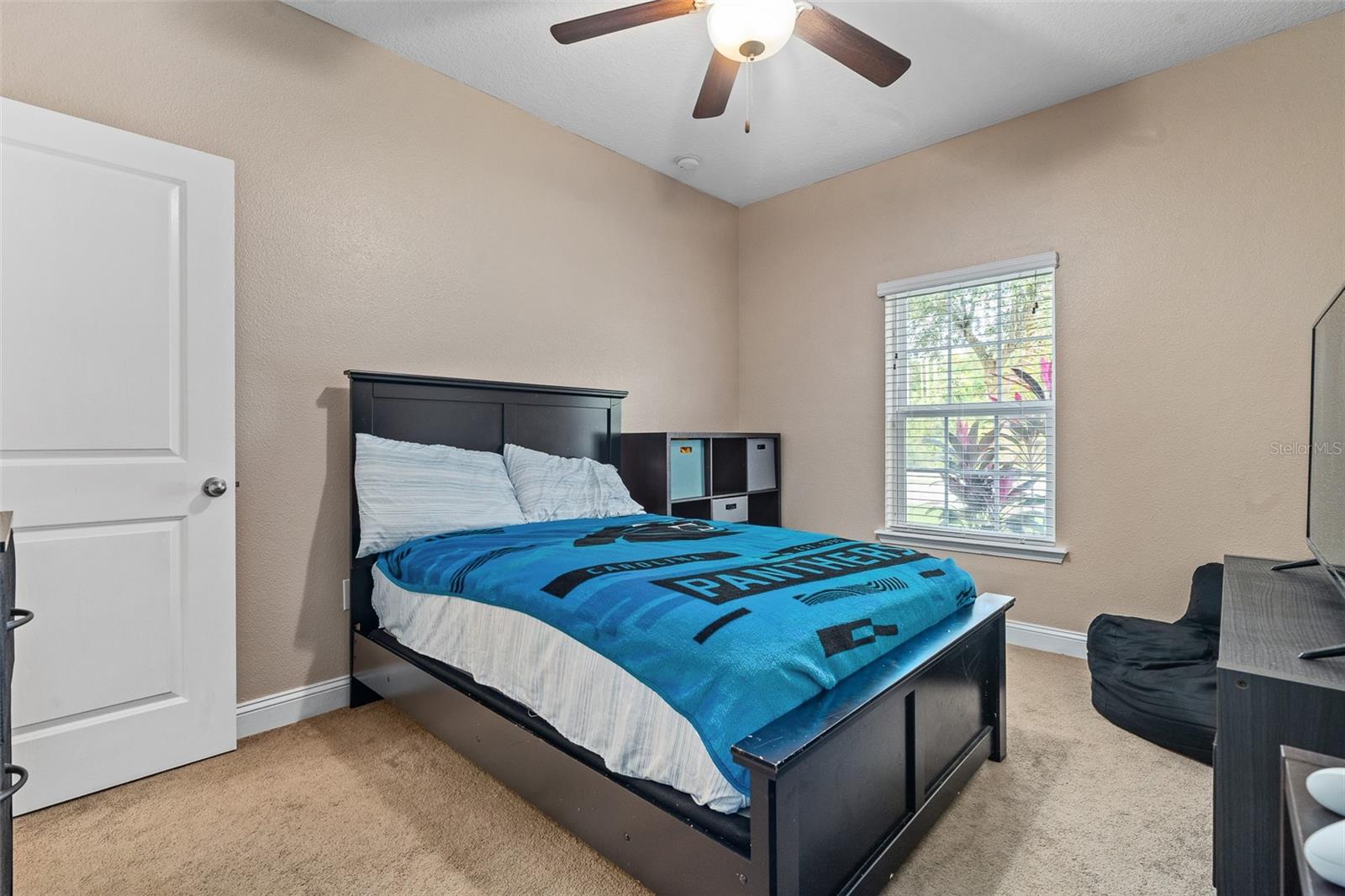 Image 32 of 60 For 139 Starling Drive