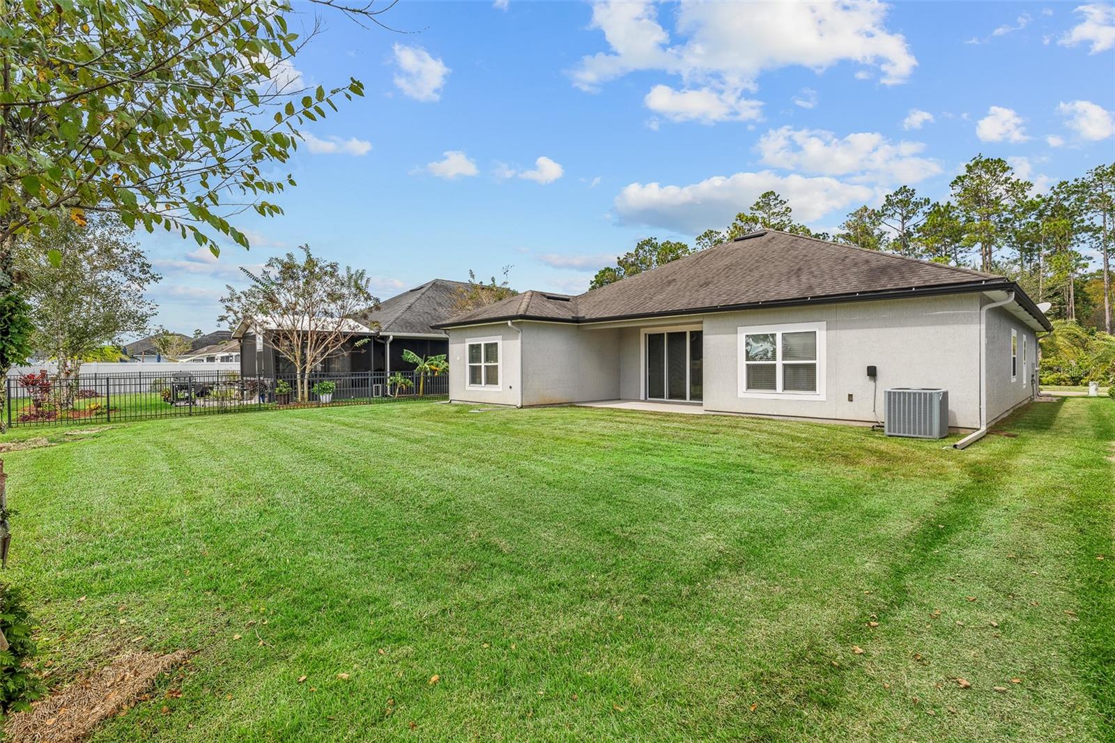 Image 46 of 60 For 139 Starling Drive