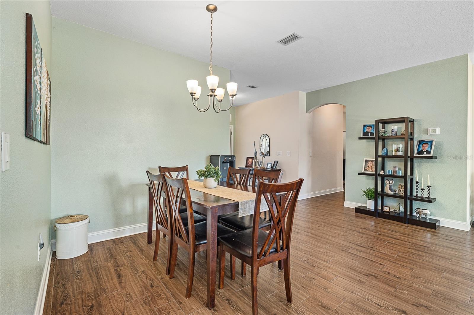 Image 6 of 60 For 139 Starling Drive