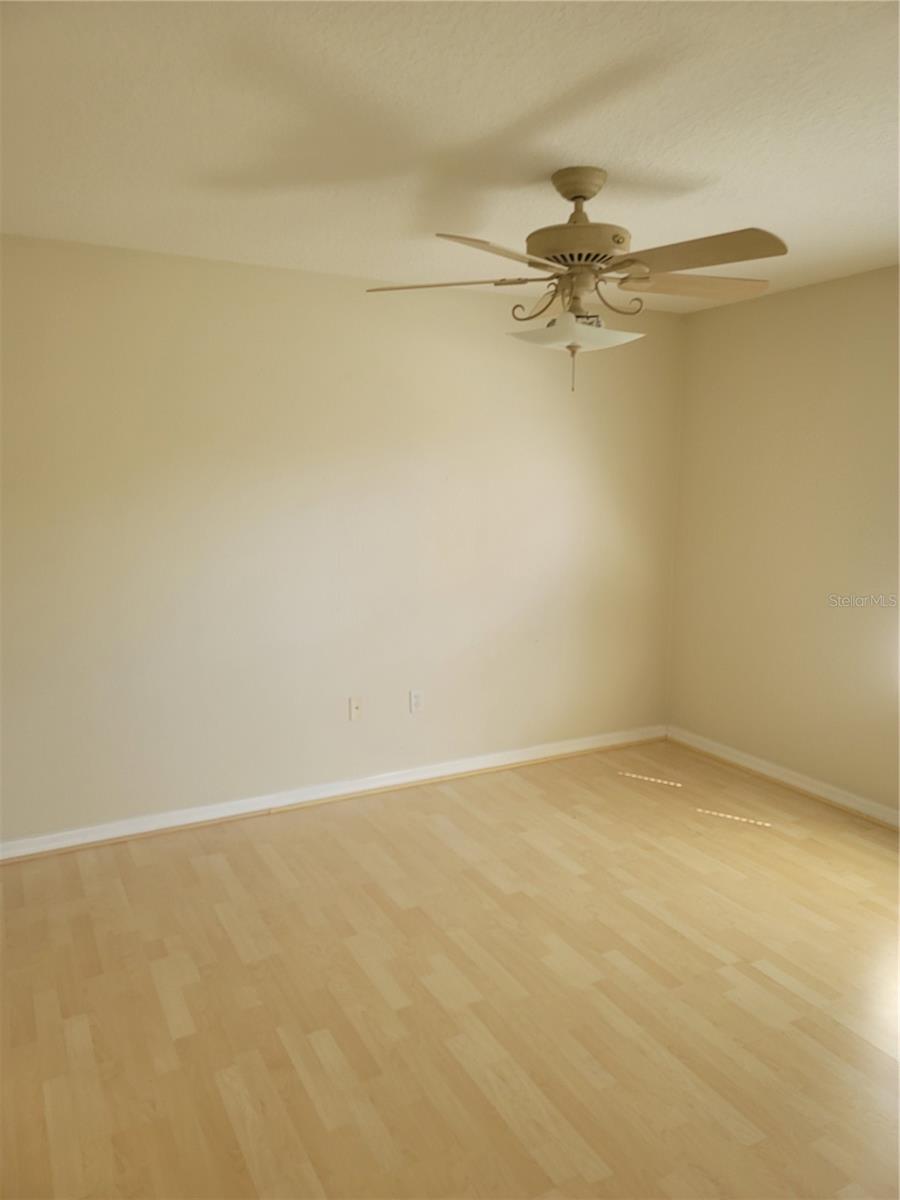 Image 16 of 28 For 45 Barkwood Lane