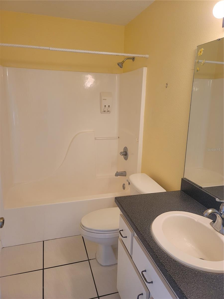 Image 17 of 28 For 45 Barkwood Lane