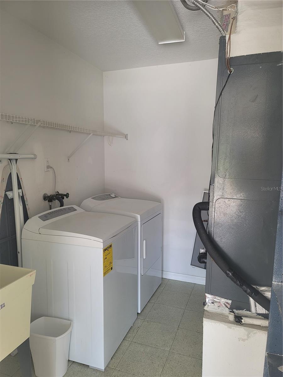 Image 24 of 28 For 45 Barkwood Lane