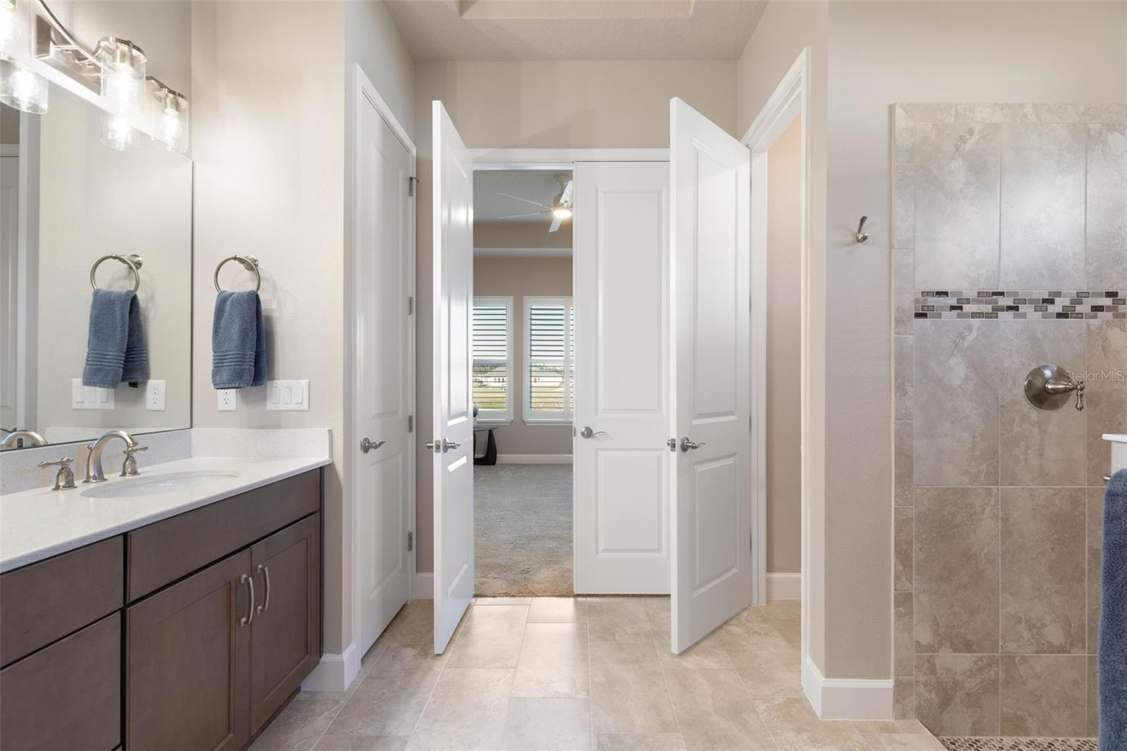 Image 36 of 100 For 24 Kingswood Court