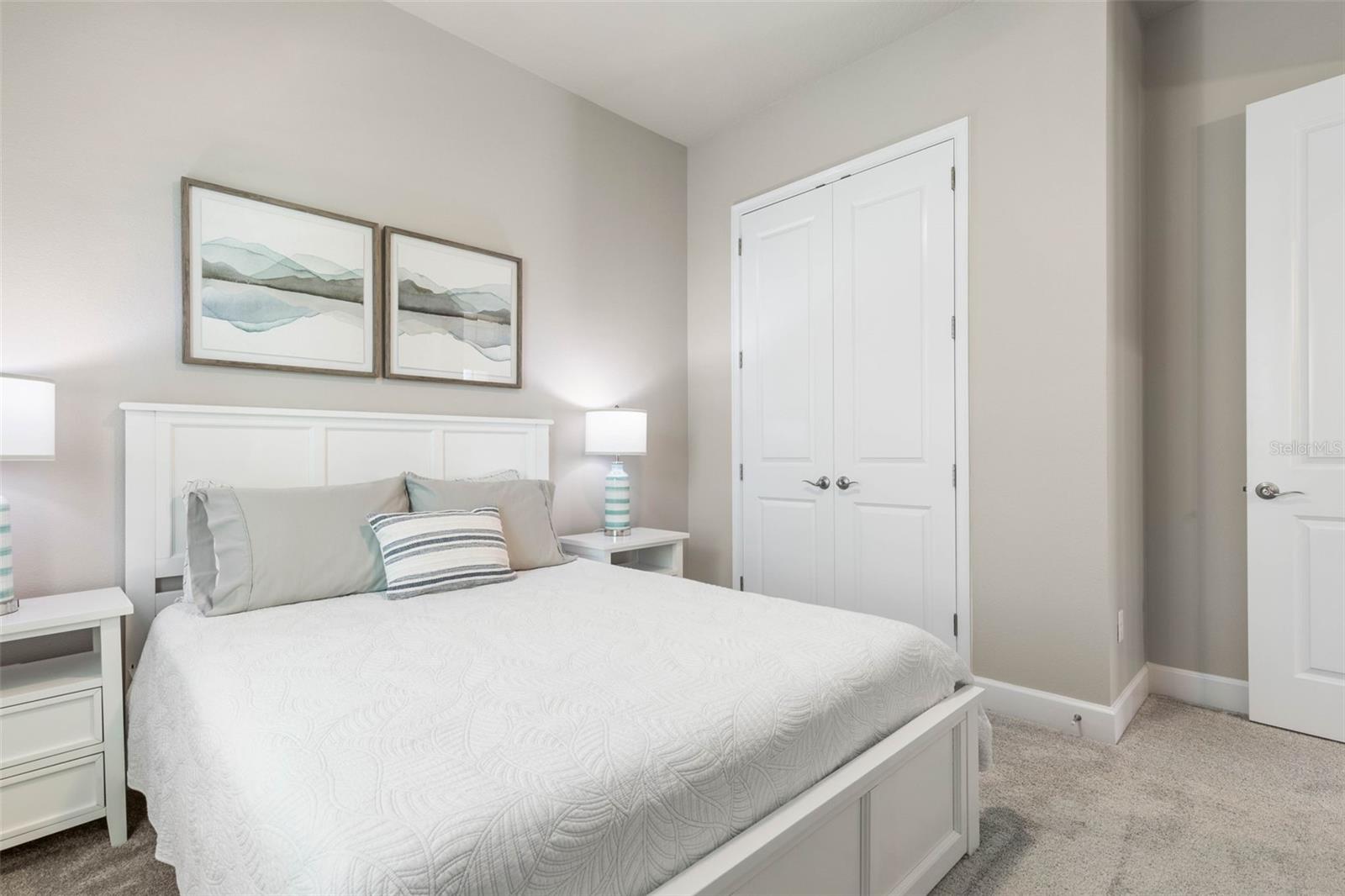 Image 44 of 100 For 24 Kingswood Court