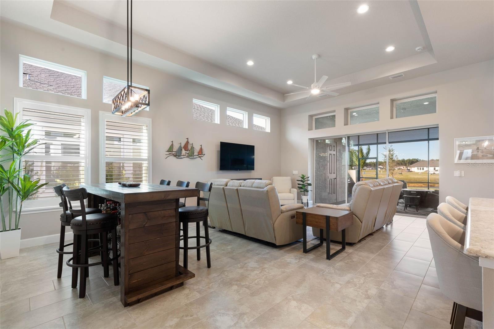 Image 6 of 100 For 24 Kingswood Court