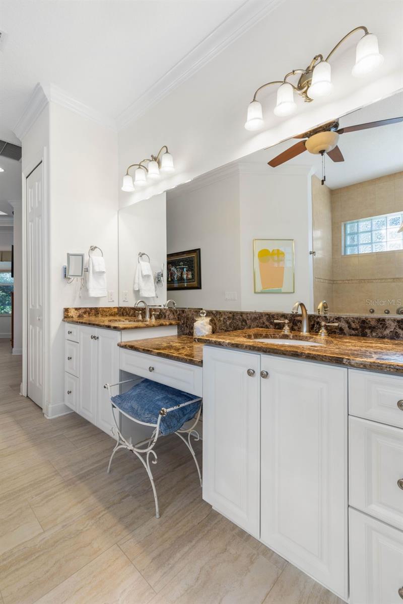 Image 35 of 91 For 10 Waterview Drive