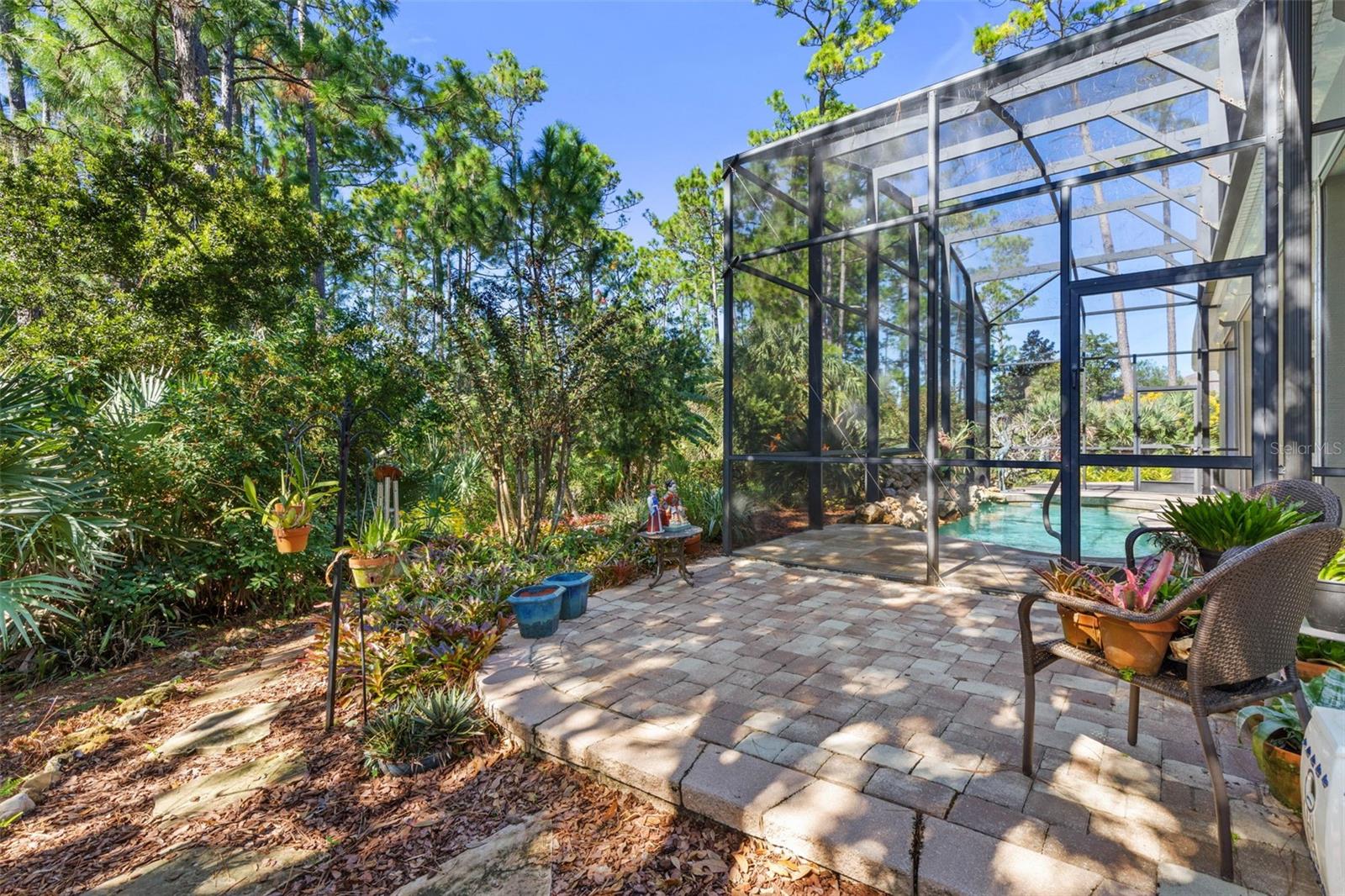 Image 50 of 91 For 10 Waterview Drive