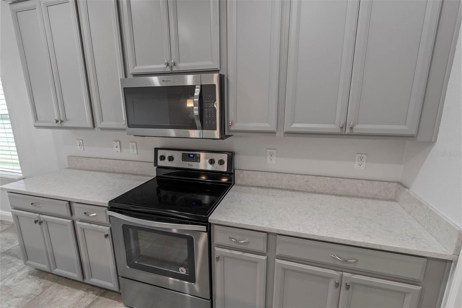 Image 26 of 70 For 5400 Hutchinson Street