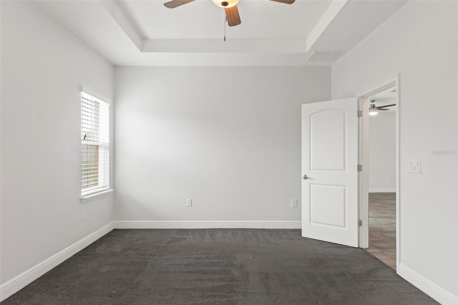 Image 39 of 70 For 5400 Hutchinson Street