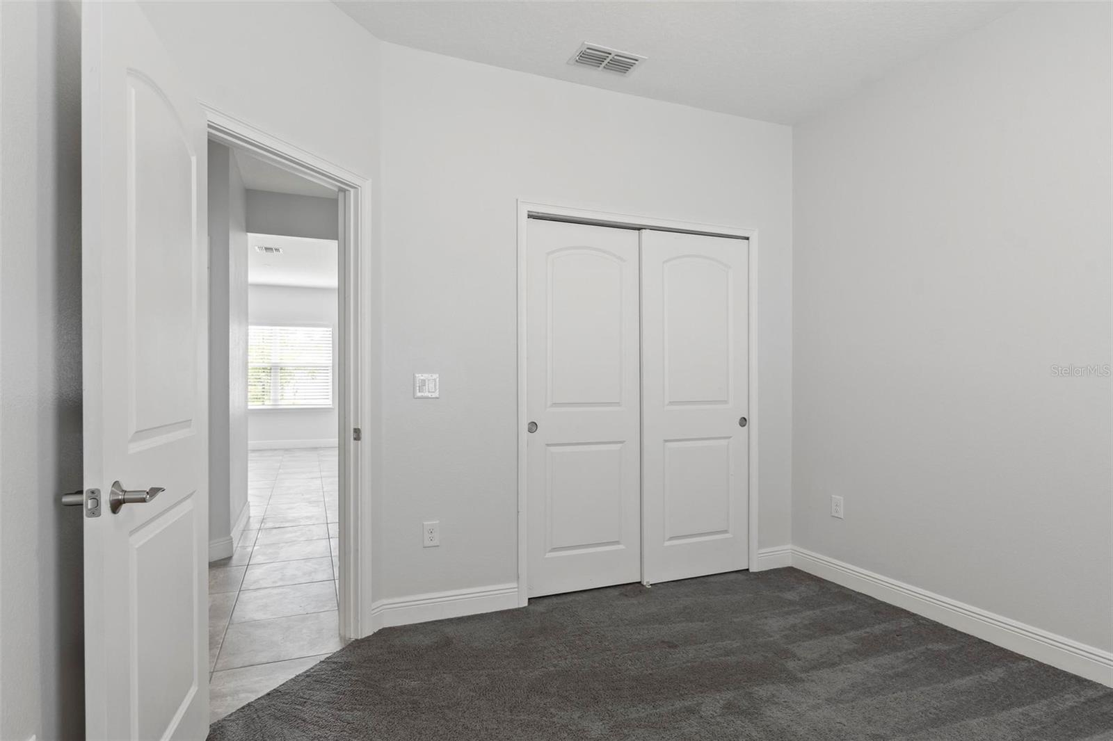 Image 61 of 70 For 5400 Hutchinson Street