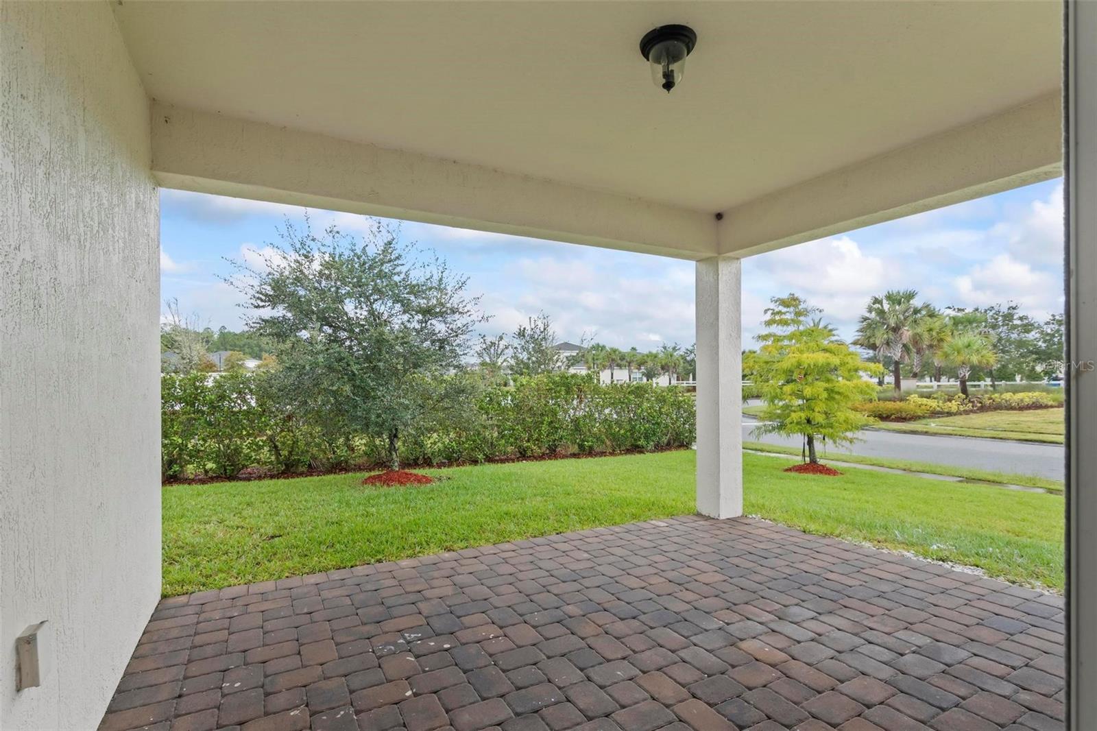 Image 64 of 70 For 5400 Hutchinson Street