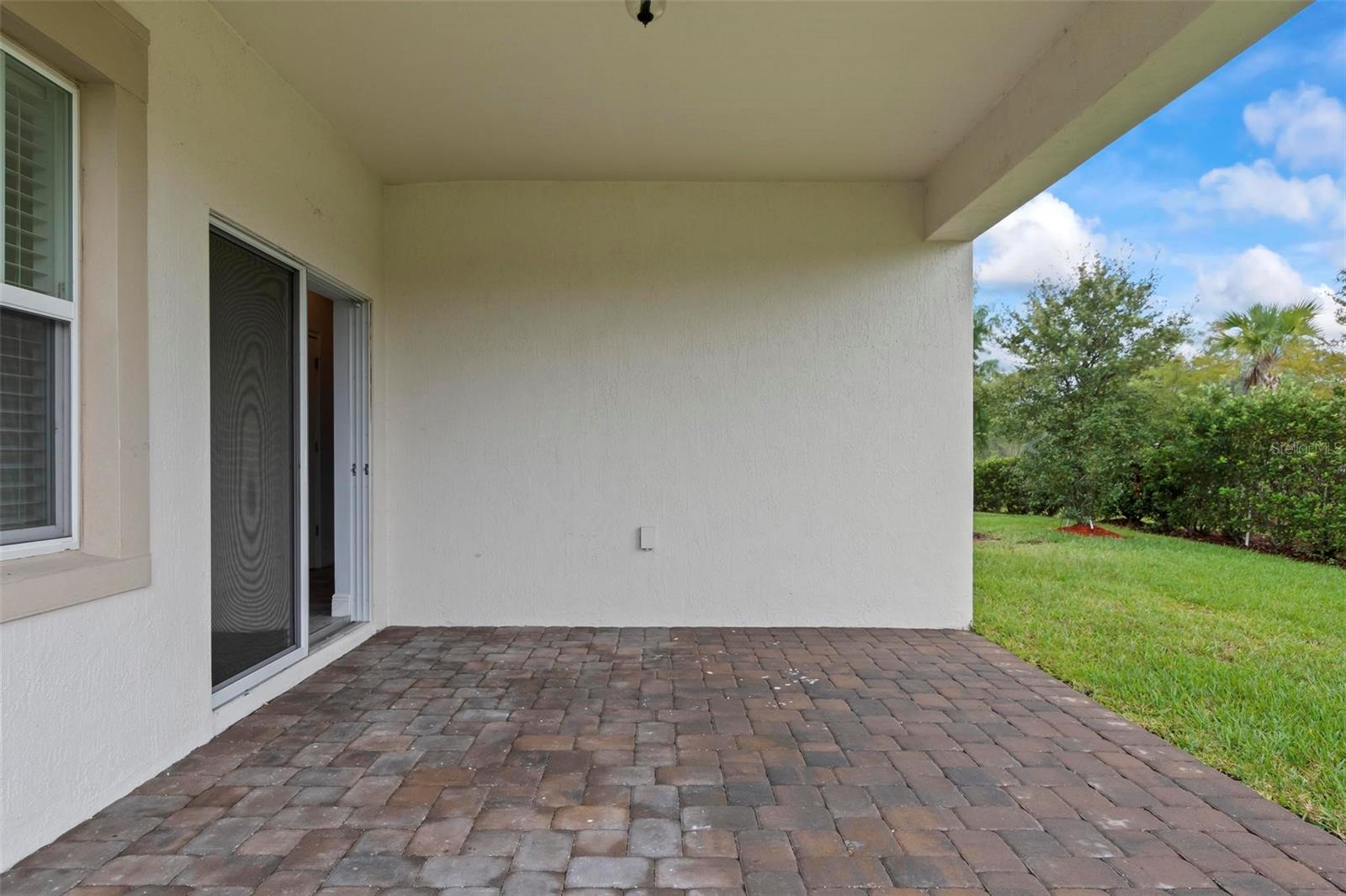 Image 68 of 70 For 5400 Hutchinson Street