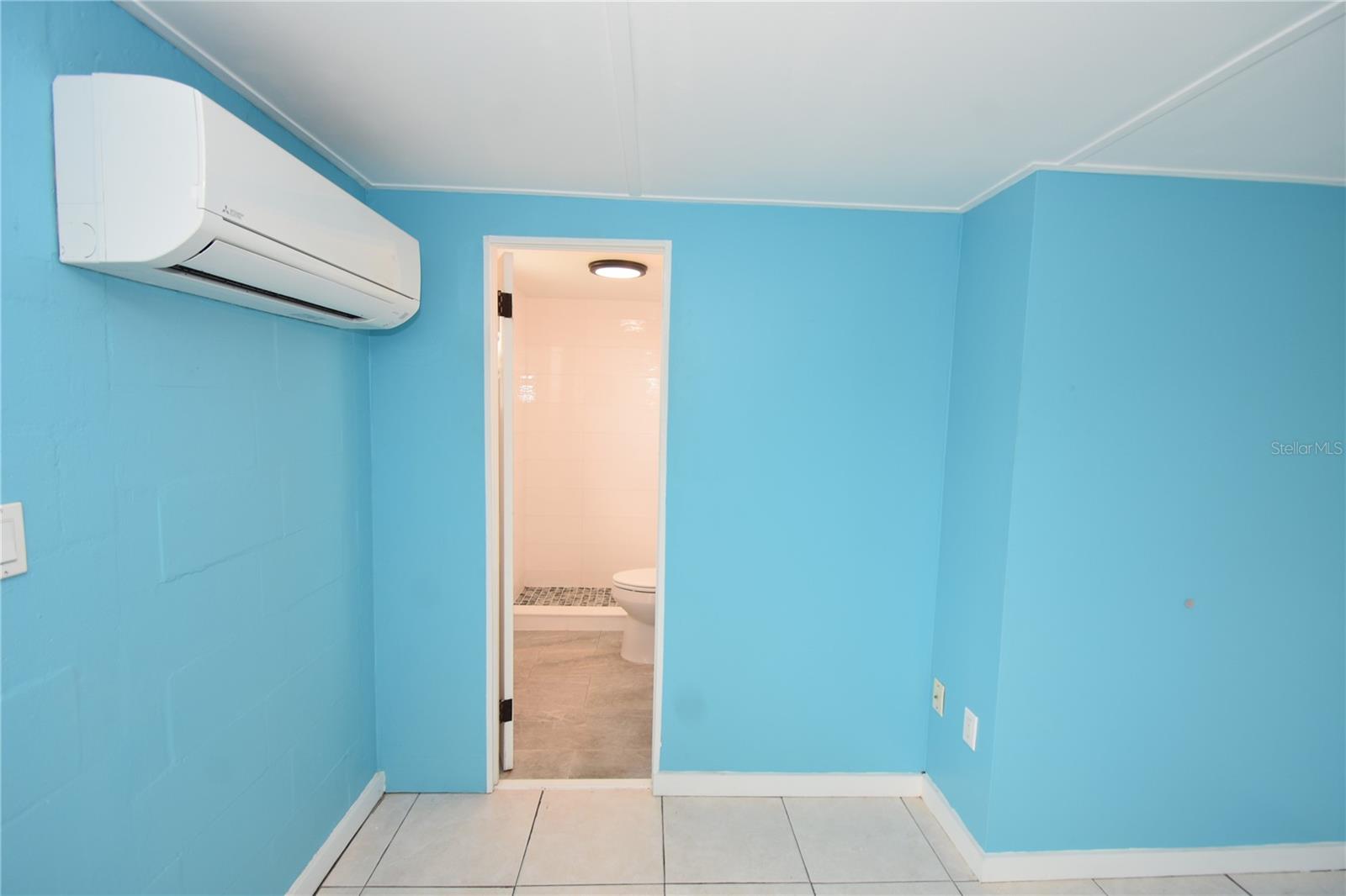 Image 22 of 35 For 509 Central Avenue A