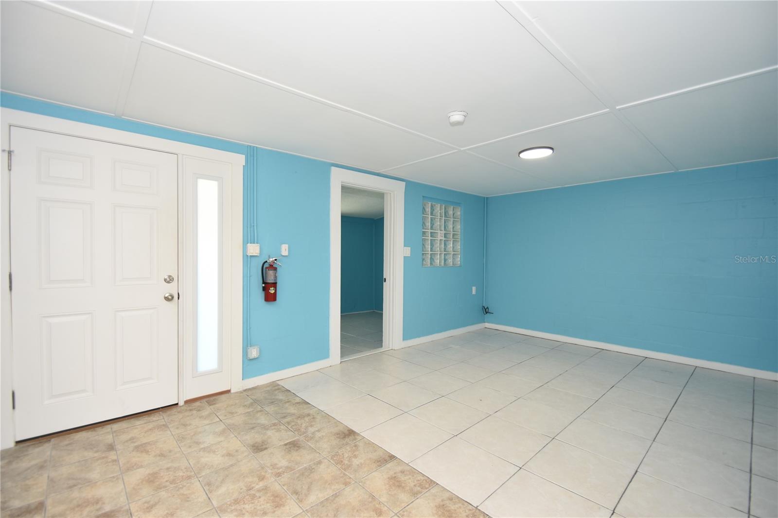 Image 8 of 35 For 509 Central Avenue A