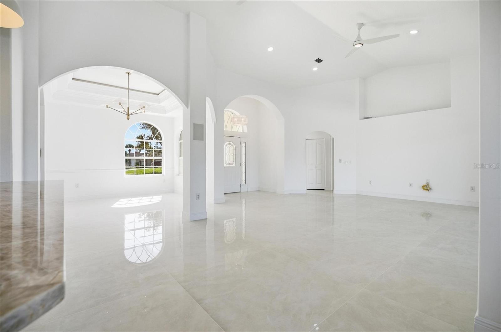 Image 11 of 84 For 34 Clermont Court