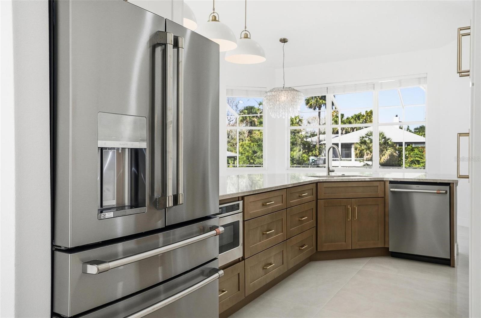 Image 27 of 84 For 34 Clermont Court