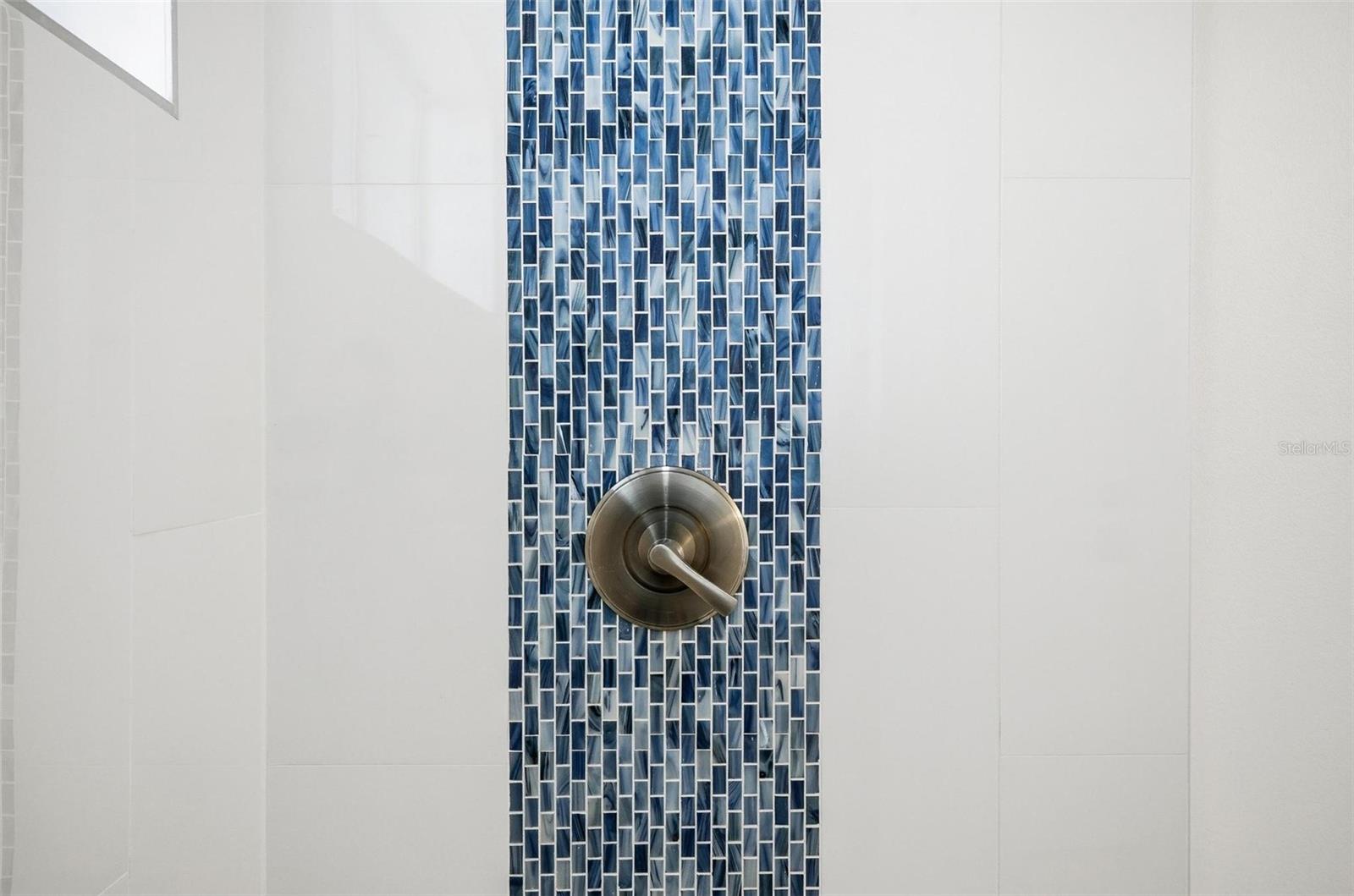 Image 42 of 84 For 34 Clermont Court