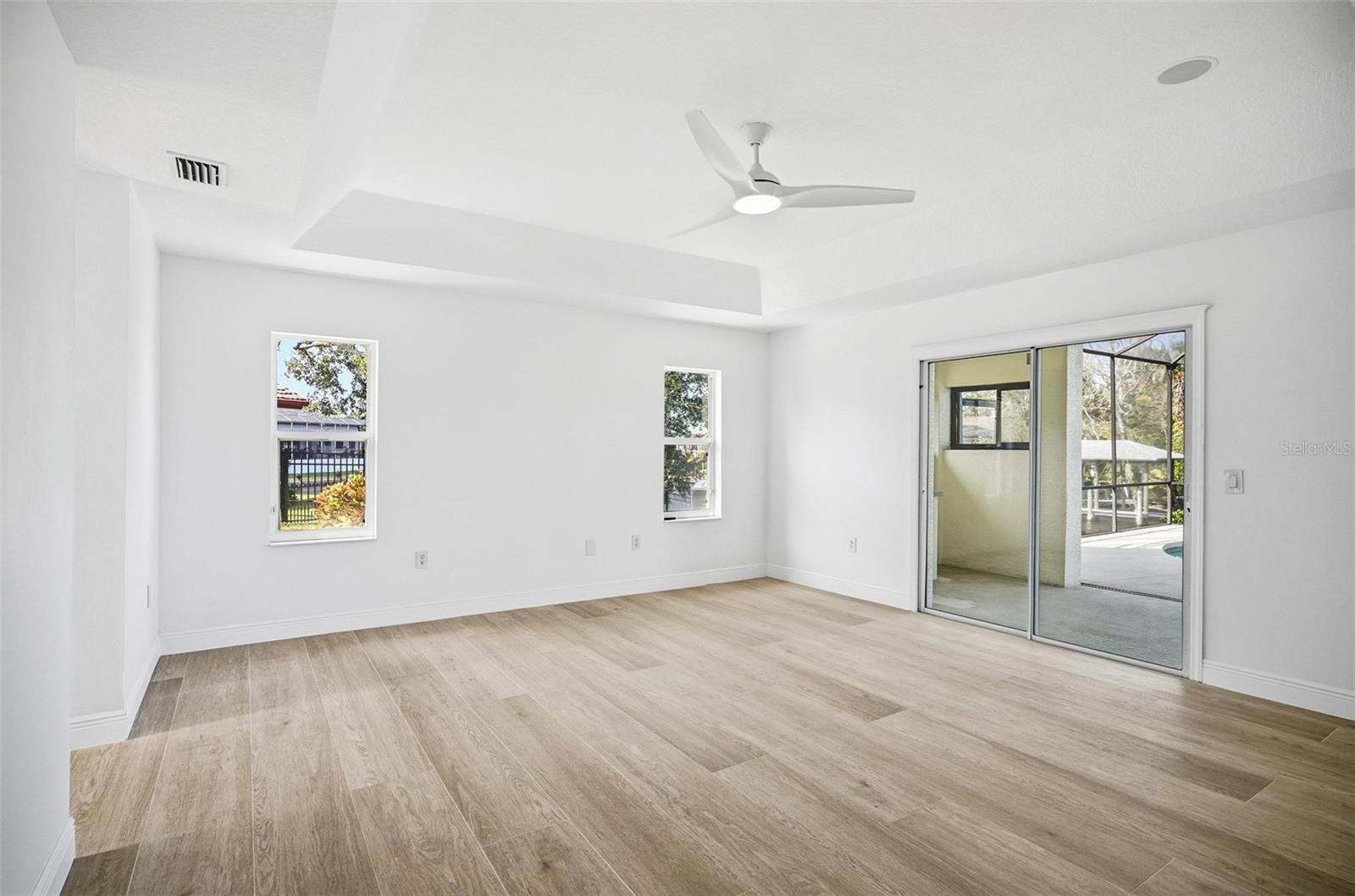 Image 48 of 84 For 34 Clermont Court