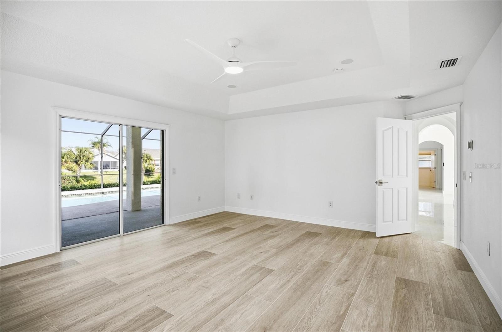 Image 49 of 84 For 34 Clermont Court