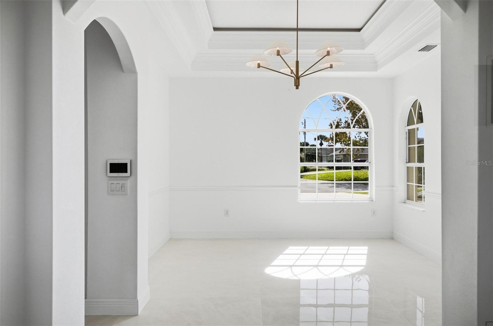 Image 51 of 84 For 34 Clermont Court