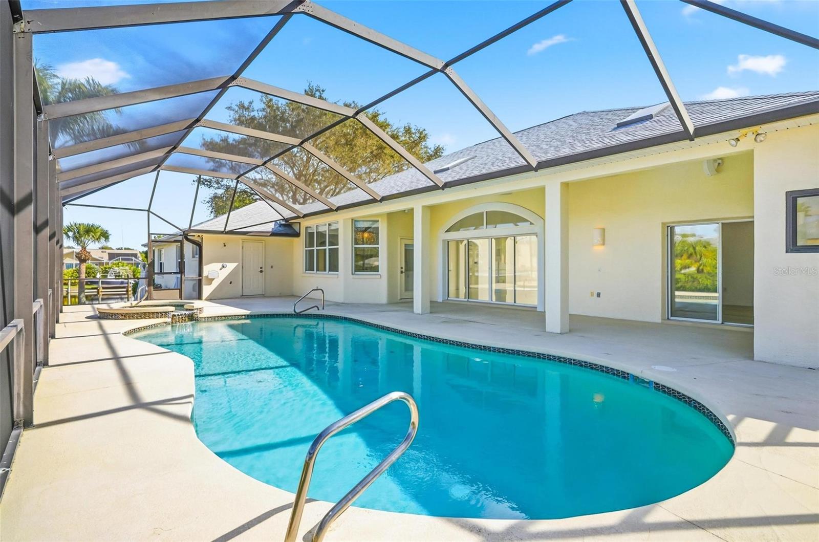 Image 65 of 84 For 34 Clermont Court