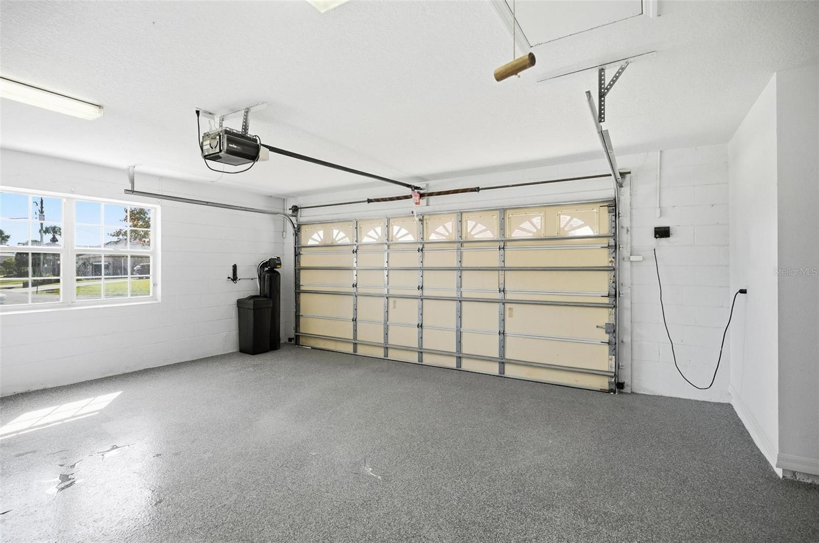 Image 72 of 84 For 34 Clermont Court