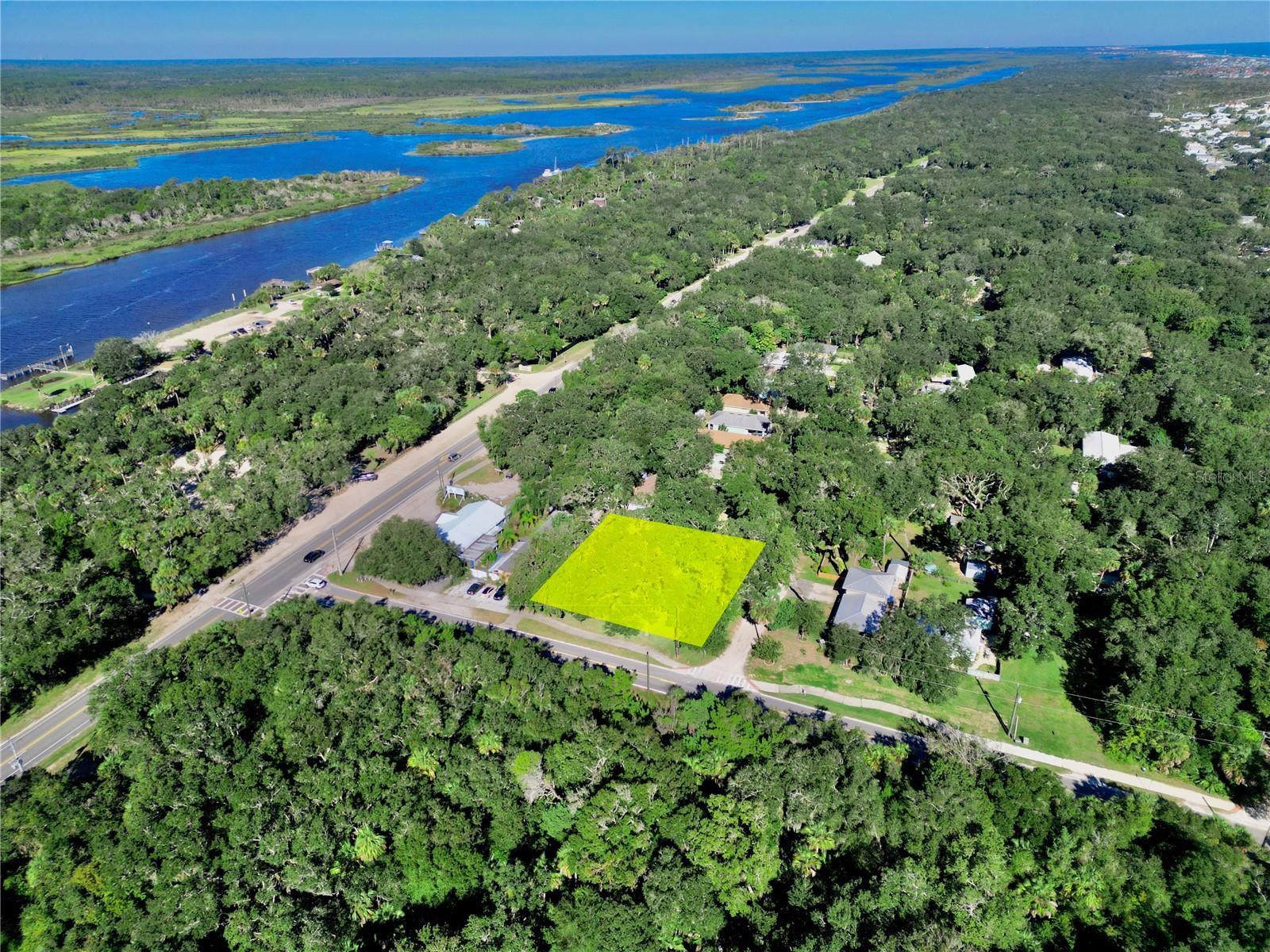 Image 2 of 18 For 2 Seminole Avenue