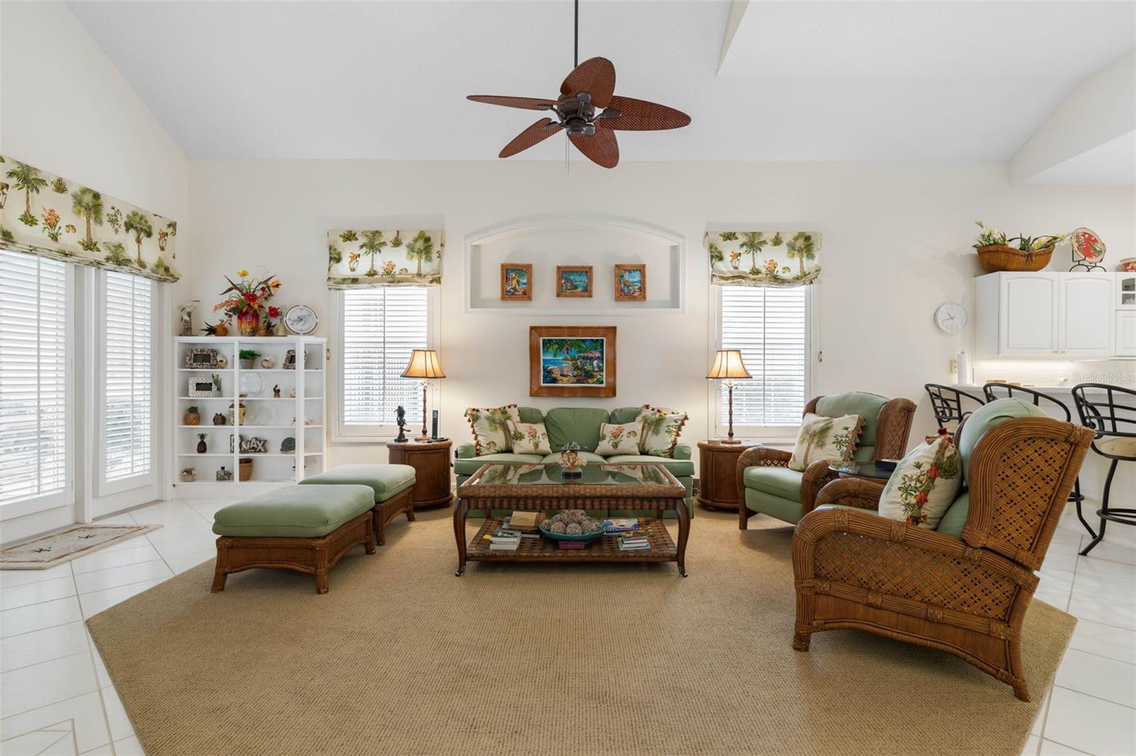 Image 15 of 68 For 15 Marbella Court