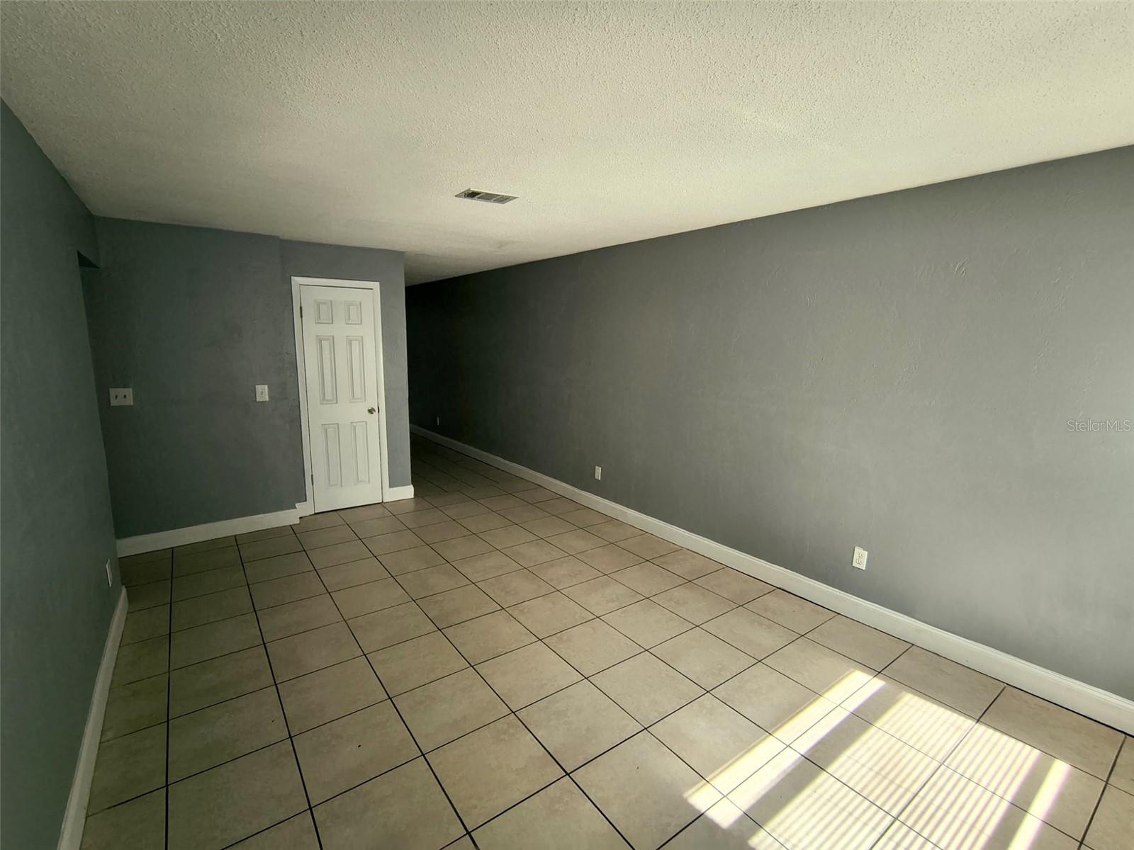 Image 2 of 6 For 321 Adams Street 2