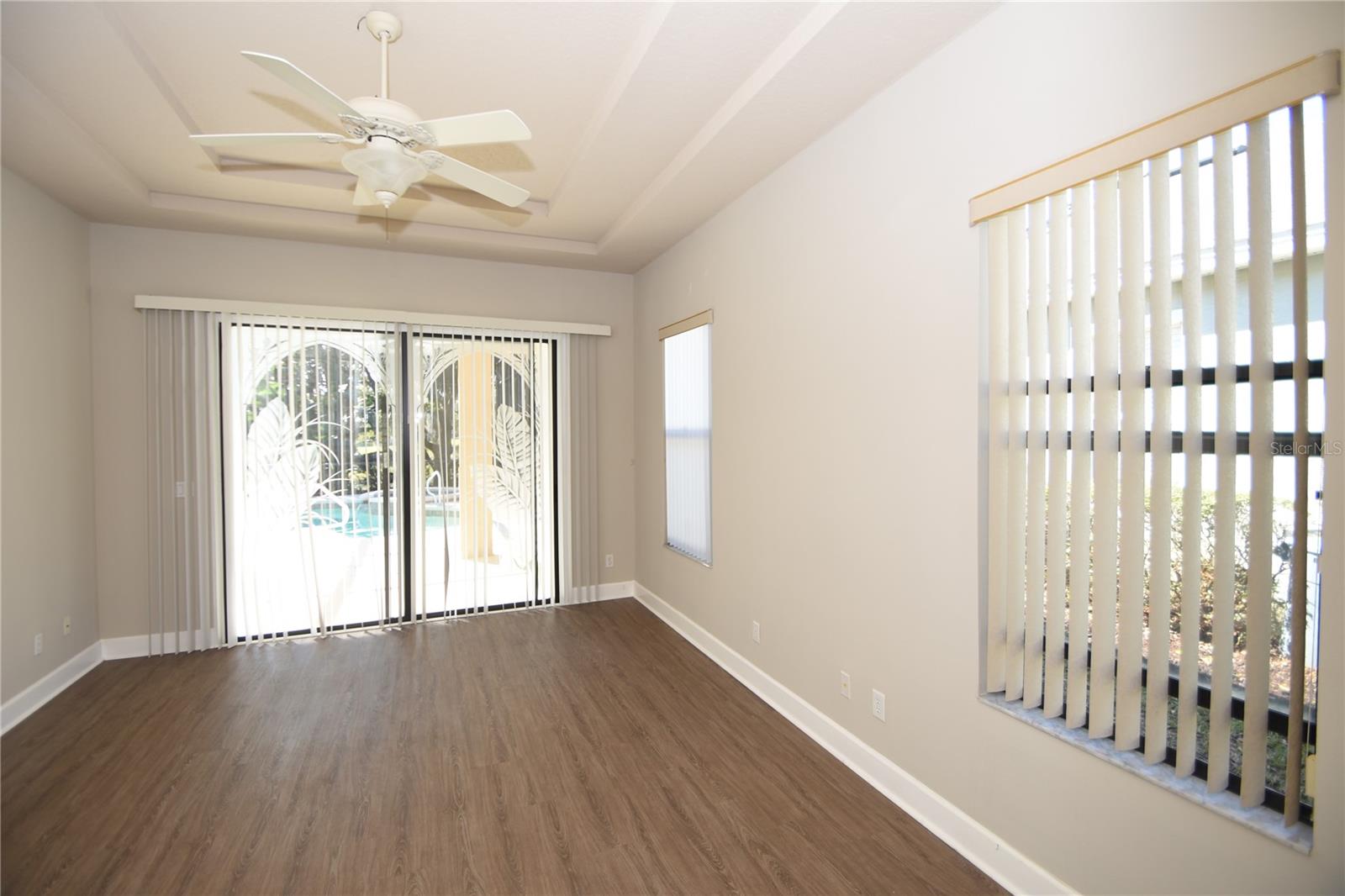 Image 17 of 45 For 16 Eastlake Drive