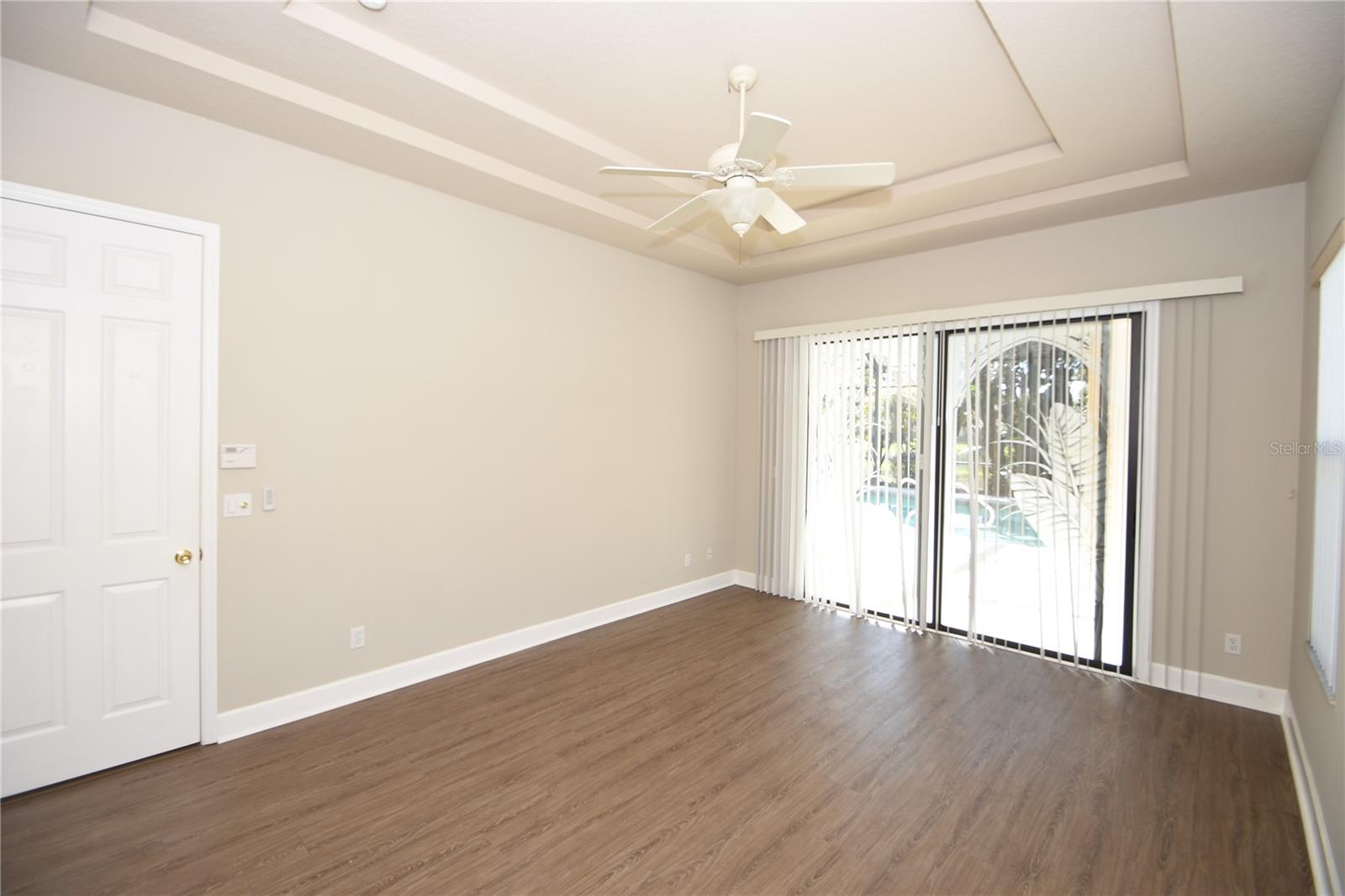 Image 18 of 45 For 16 Eastlake Drive