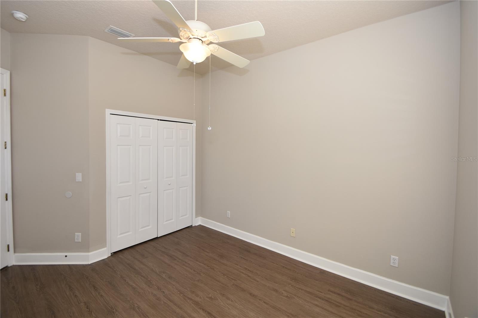 Image 25 of 45 For 16 Eastlake Drive