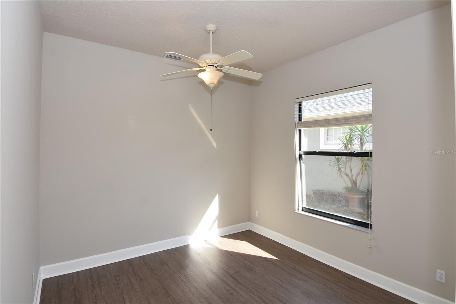 Image 26 of 45 For 16 Eastlake Drive