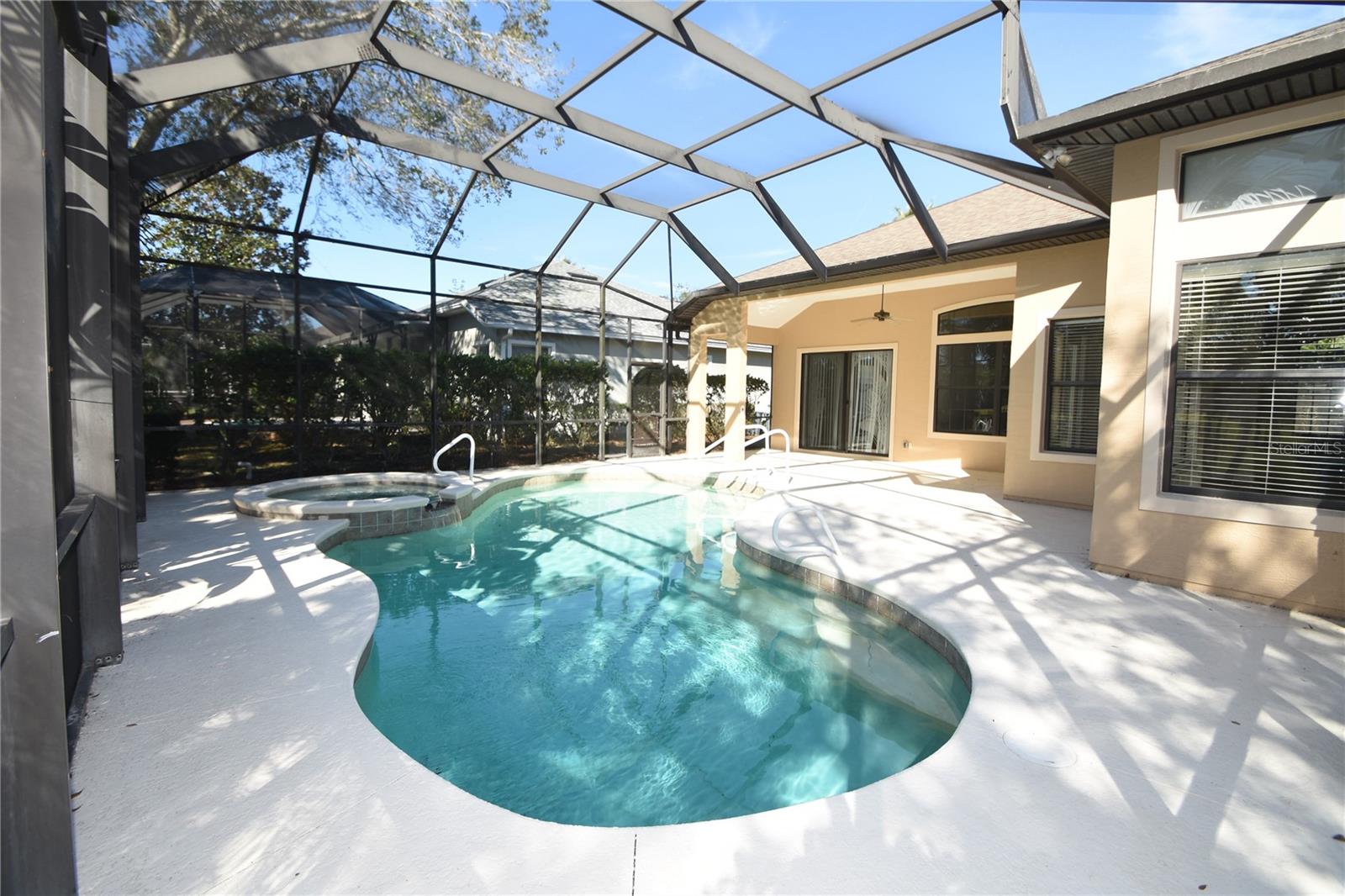 Image 3 of 45 For 16 Eastlake Drive