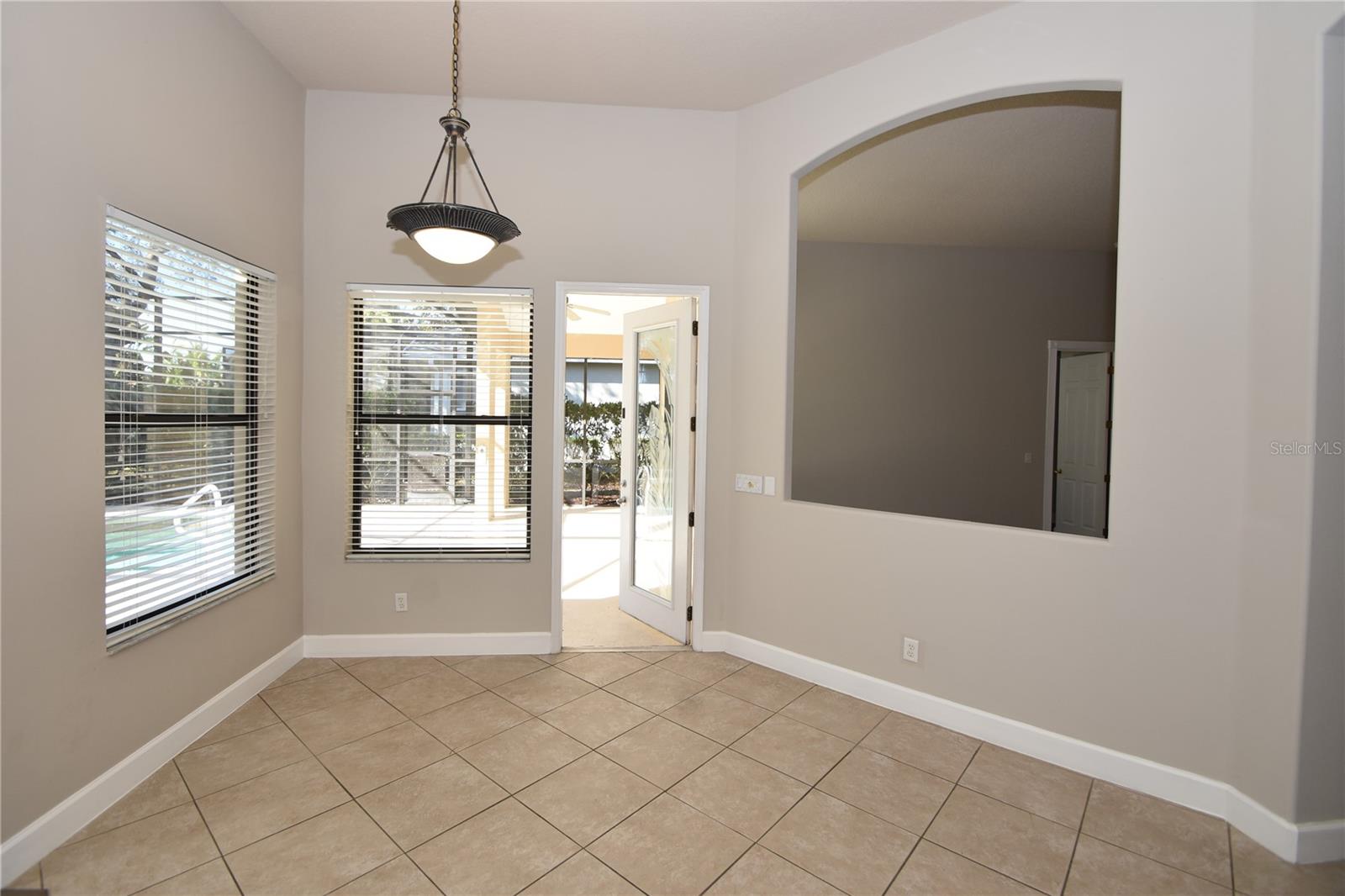 Image 31 of 45 For 16 Eastlake Drive